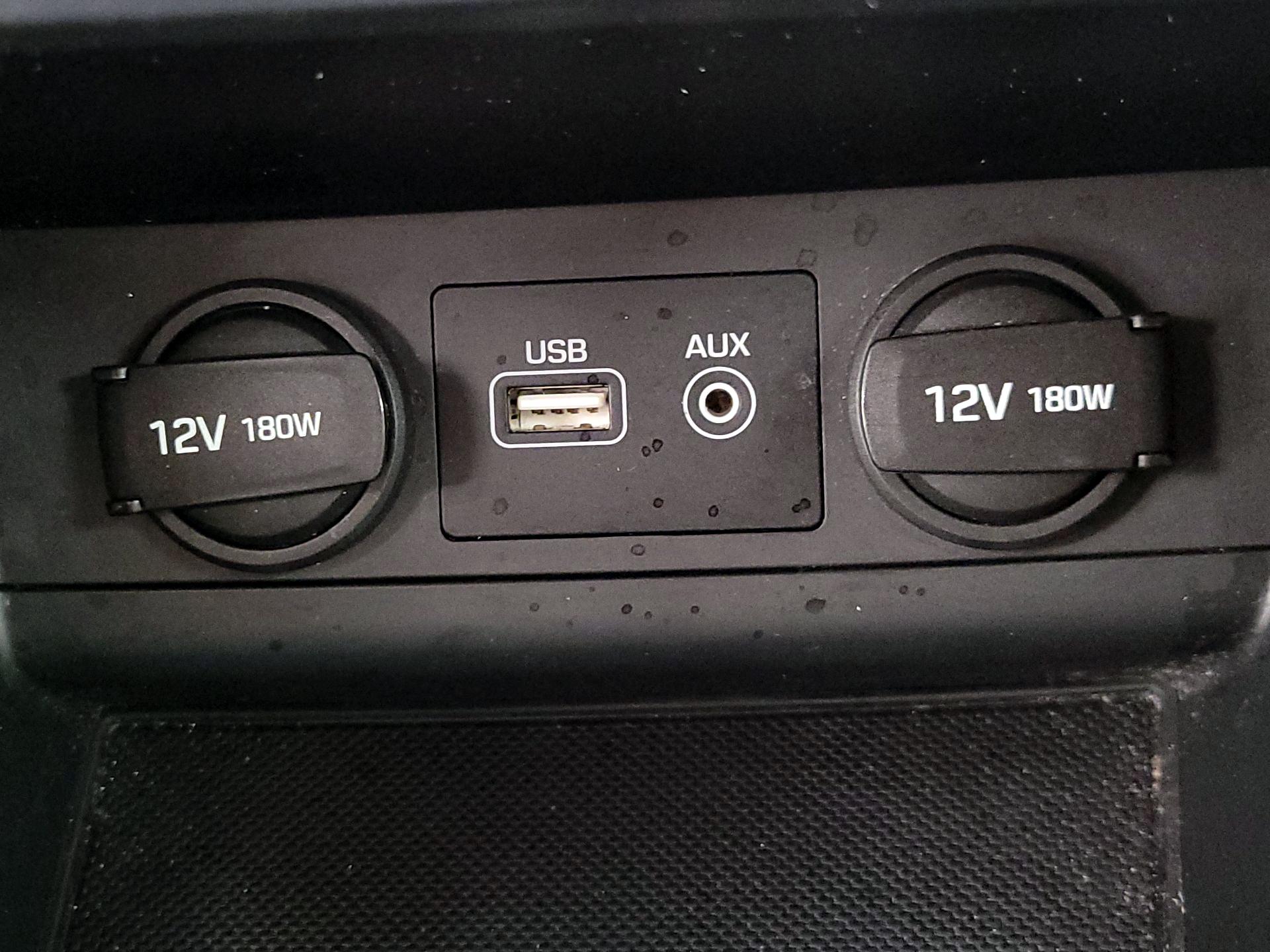 Thumbnail: 2015 Hyundai Sonata - 17