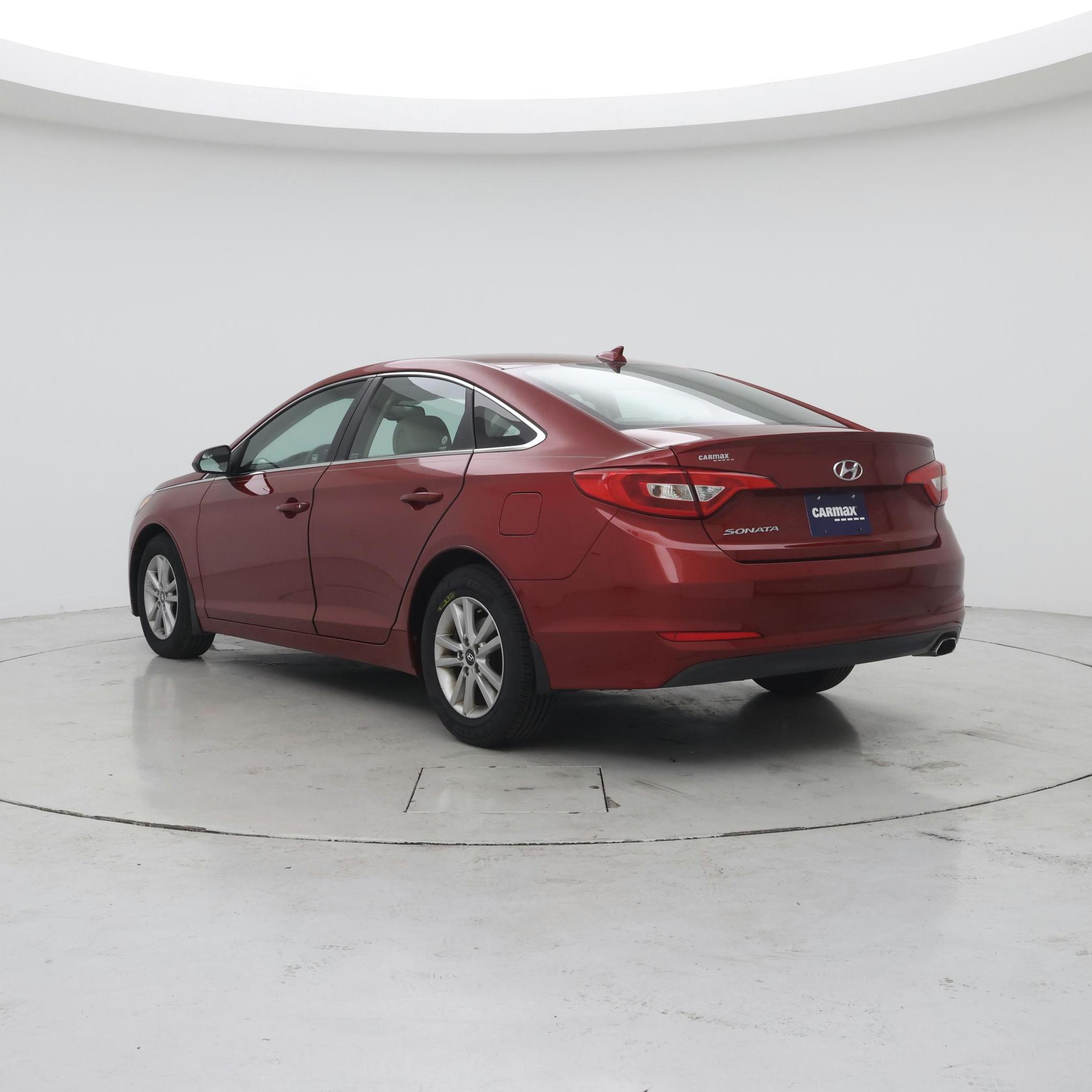 Thumbnail: 2015 Hyundai Sonata - 2