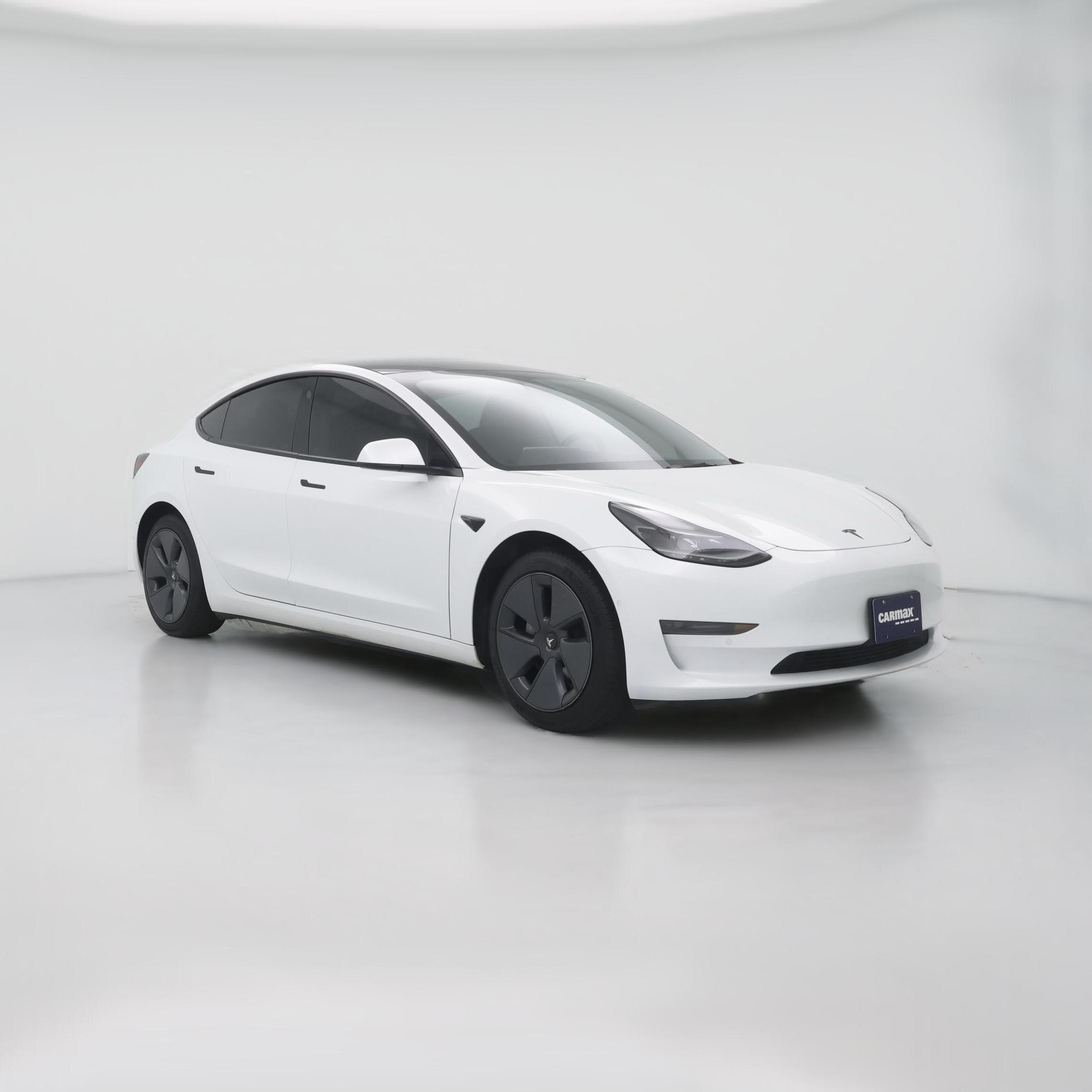 Thumbnail: 2022 Tesla Model 3 - 1