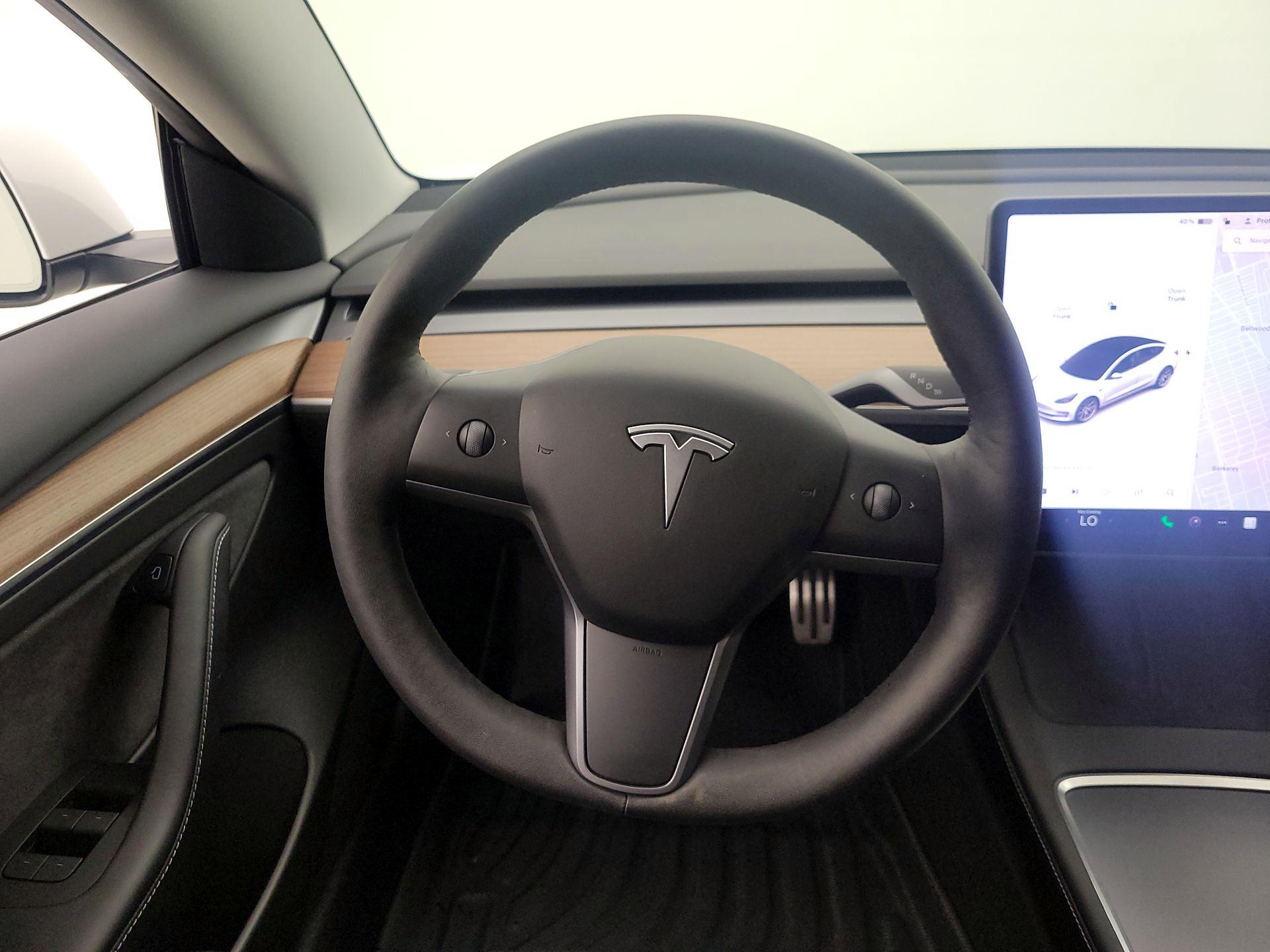 Thumbnail: 2022 Tesla Model 3 - 10