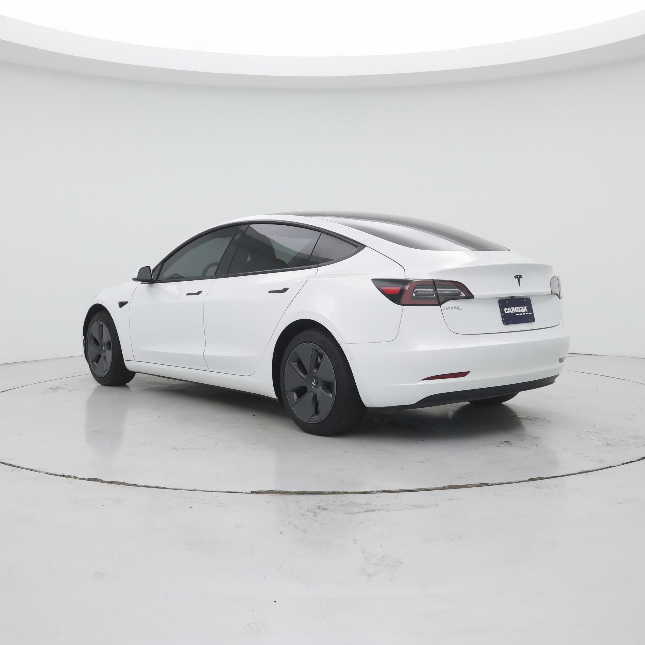 Thumbnail: 2022 Tesla Model 3 - 2