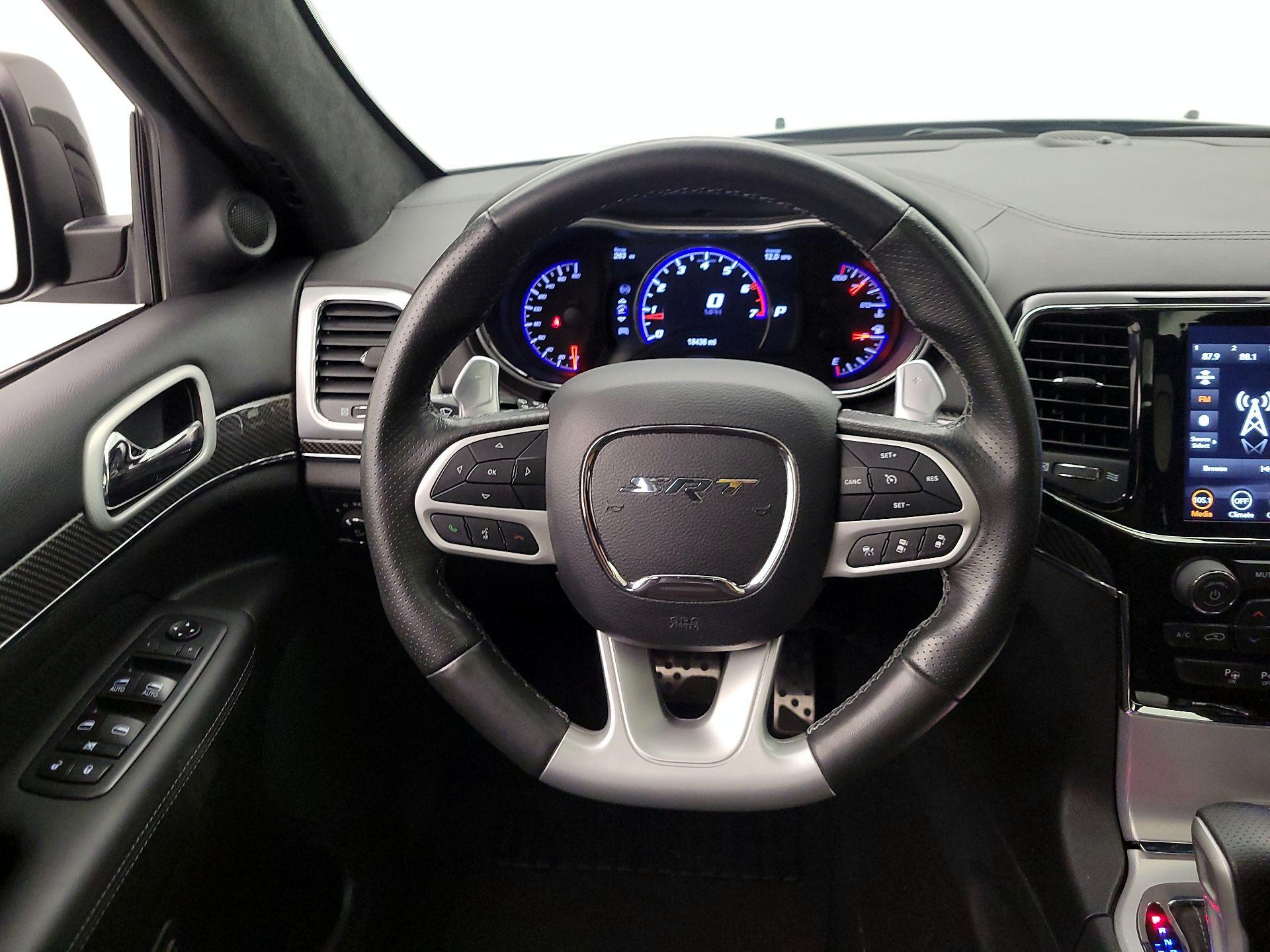 Thumbnail: 2020 Jeep Grand Cherokee - 10