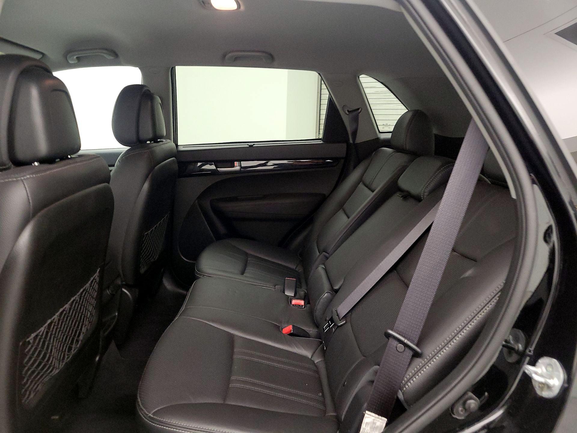 Thumbnail: 2015 Kia Sorento - 19