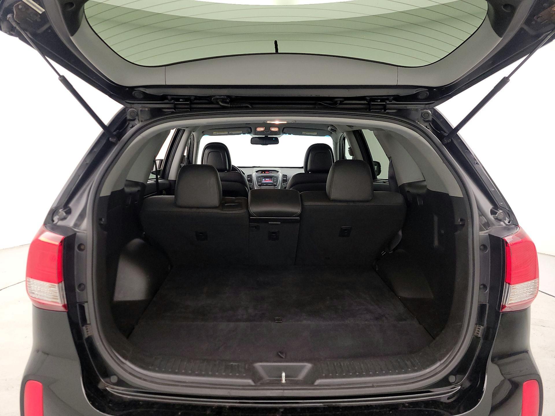 Thumbnail: 2015 Kia Sorento - 20