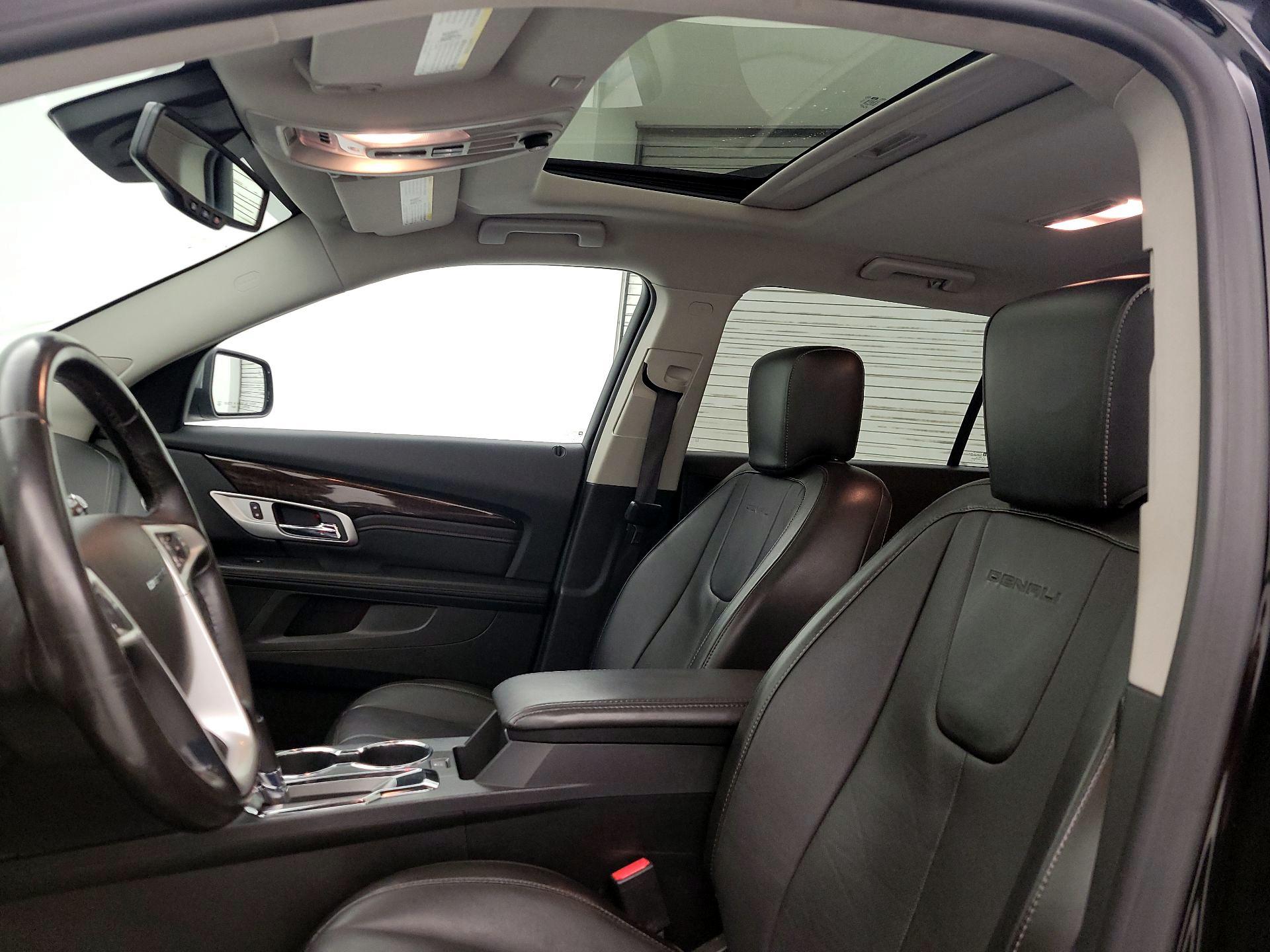 Thumbnail: 2017 GMC Terrain - 19