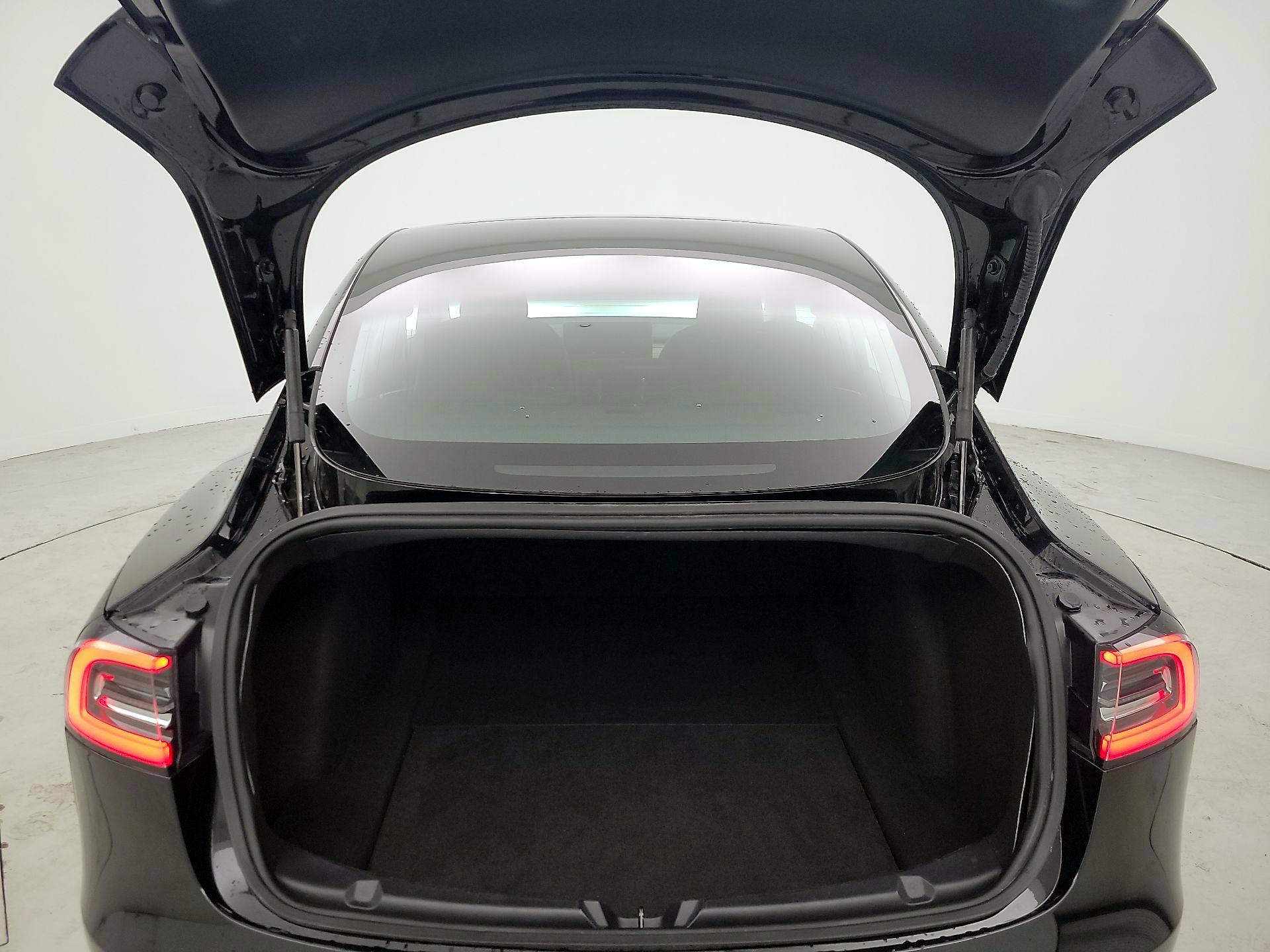 Thumbnail: 2019 Tesla Model 3 - 20