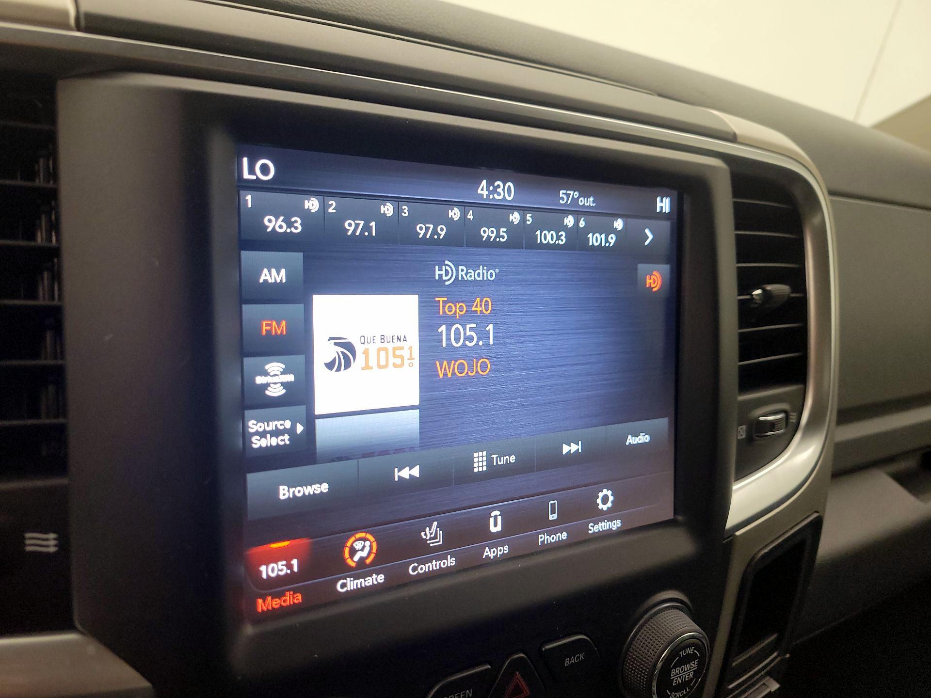 Thumbnail: 2020 RAM 1500 Classic - 15