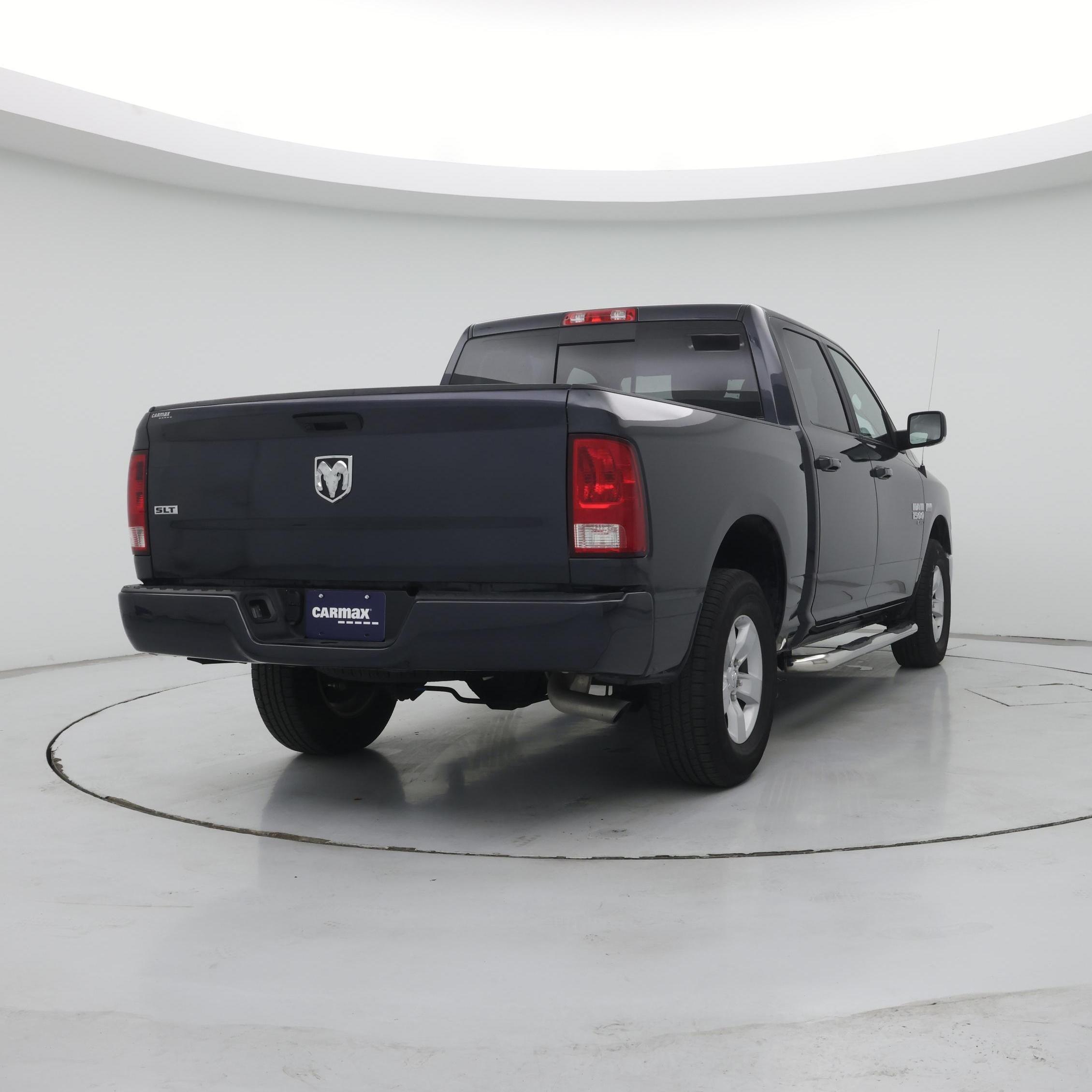 Thumbnail: 2020 RAM 1500 Classic - 8