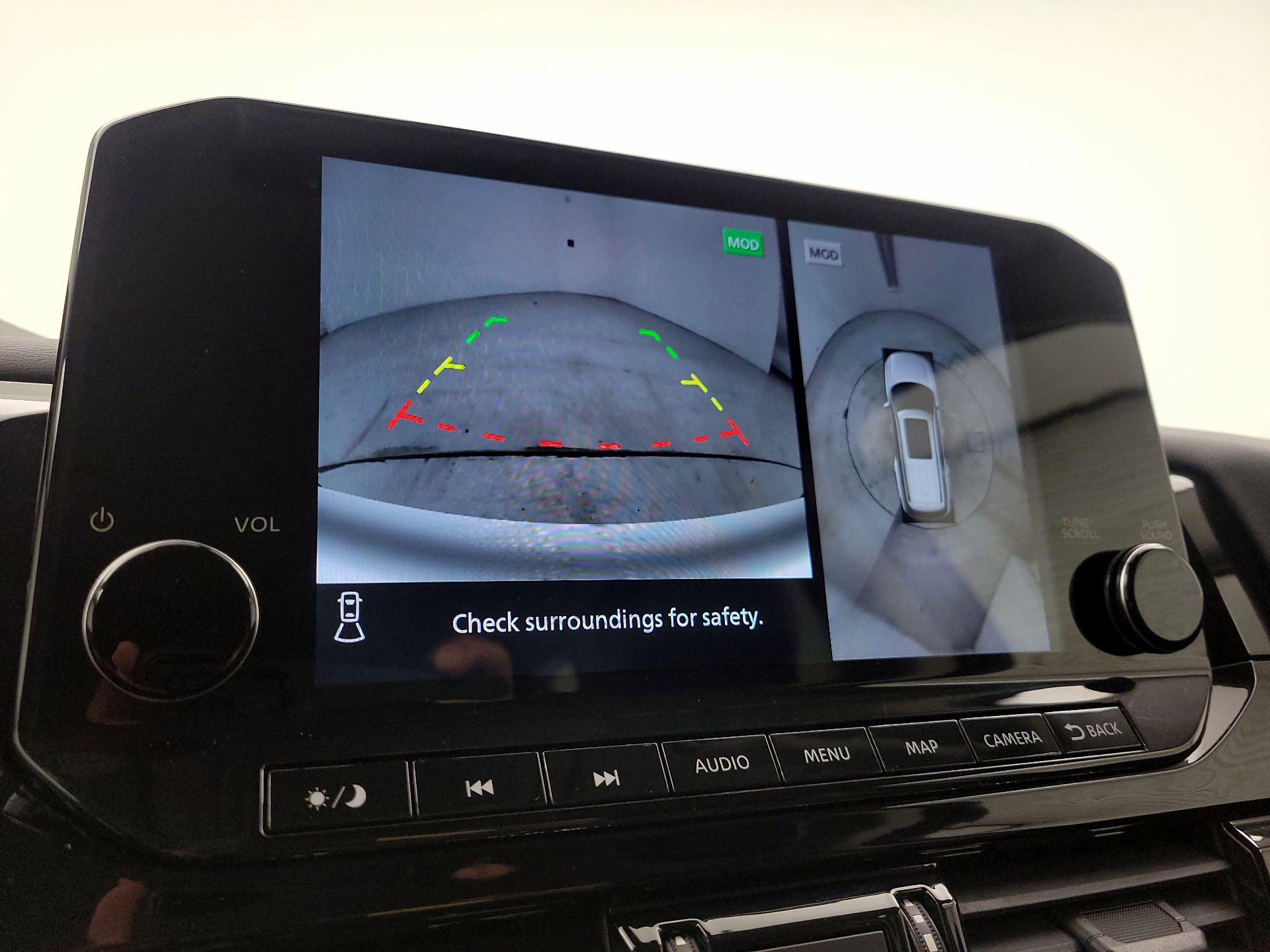 Thumbnail: 2022 Nissan Pathfinder - 15