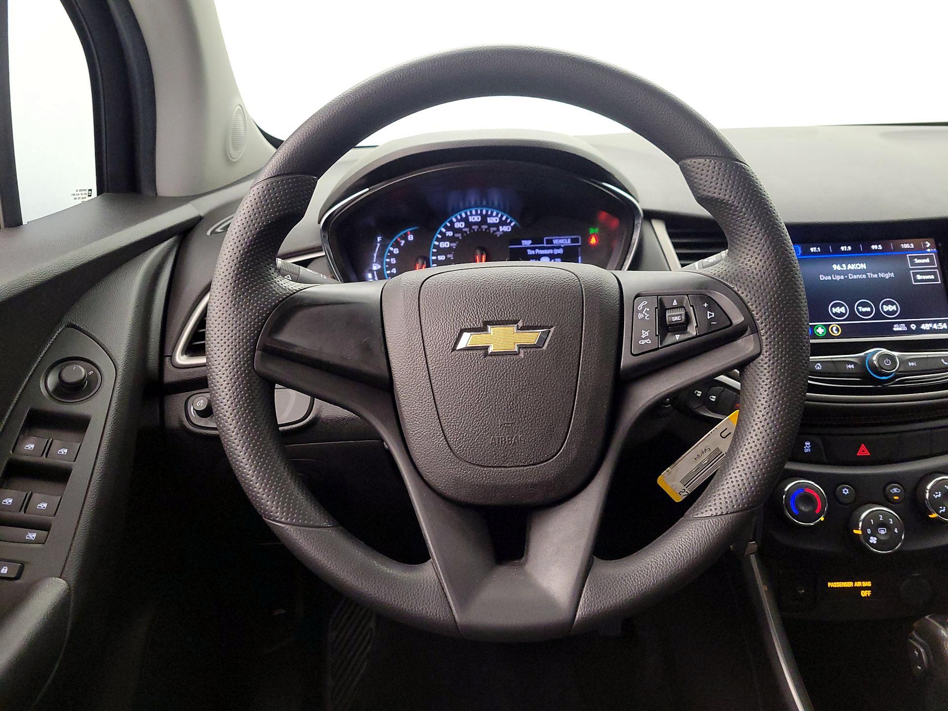 Thumbnail: 2020 Chevrolet Trax - 10