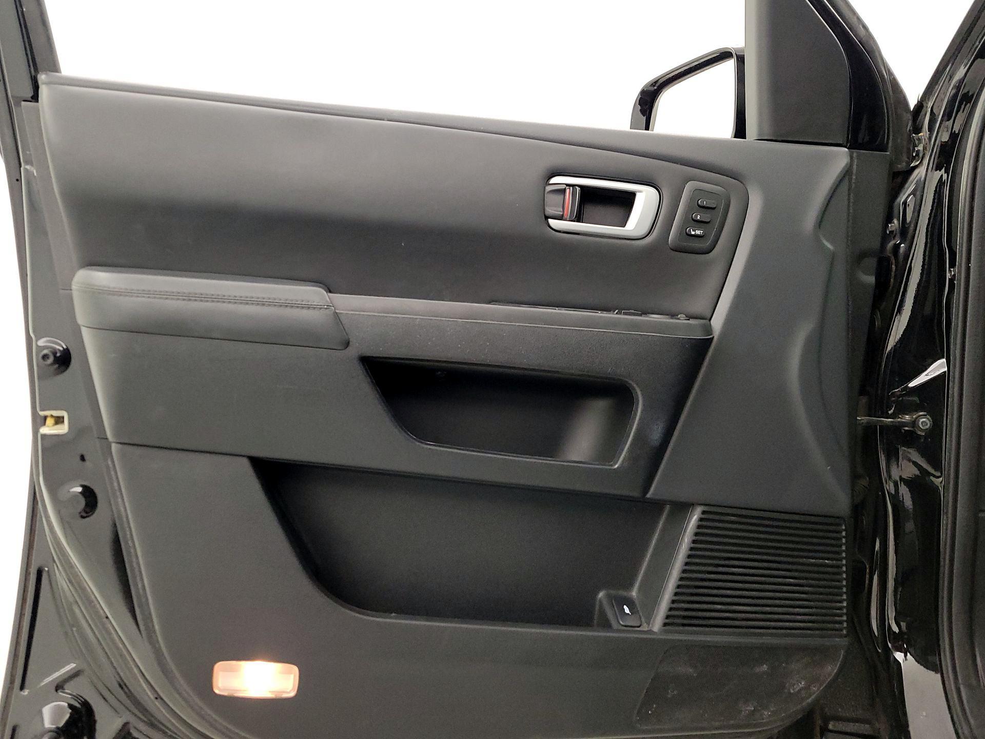 Thumbnail: 2014 Honda Pilot - 12