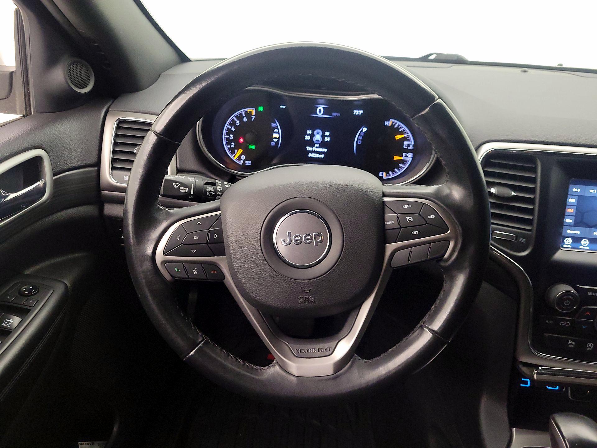 Thumbnail: 2020 Jeep Grand Cherokee - 10