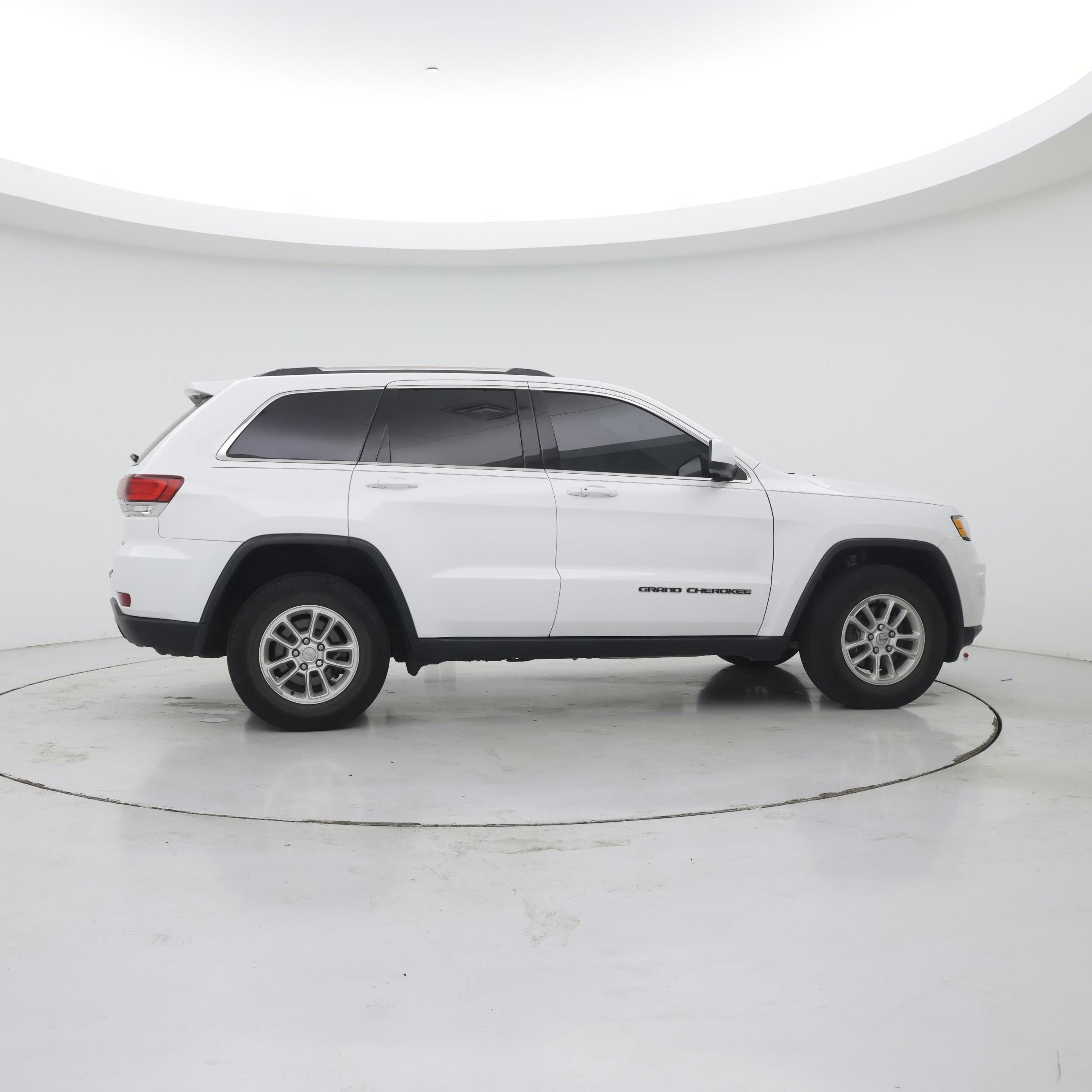 Thumbnail: 2020 Jeep Grand Cherokee - 7