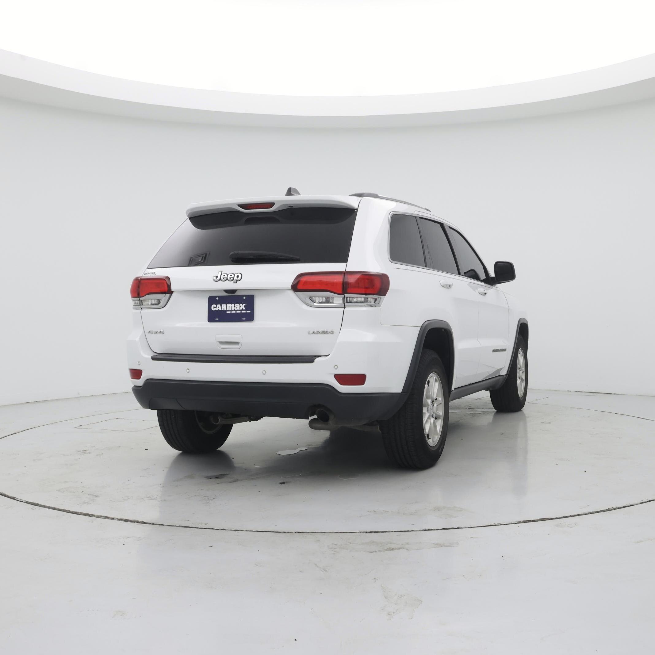 Thumbnail: 2020 Jeep Grand Cherokee - 8