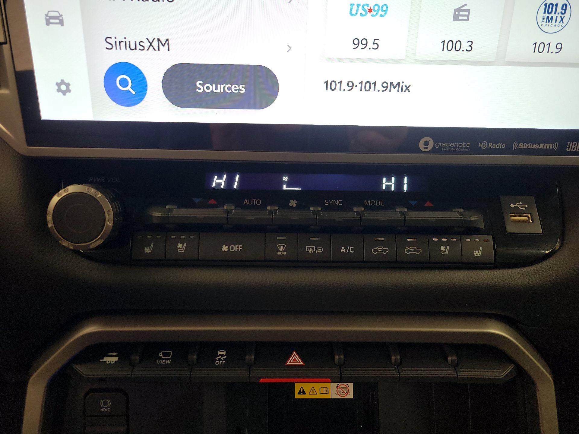 Thumbnail: 2023 Toyota Tundra - 17