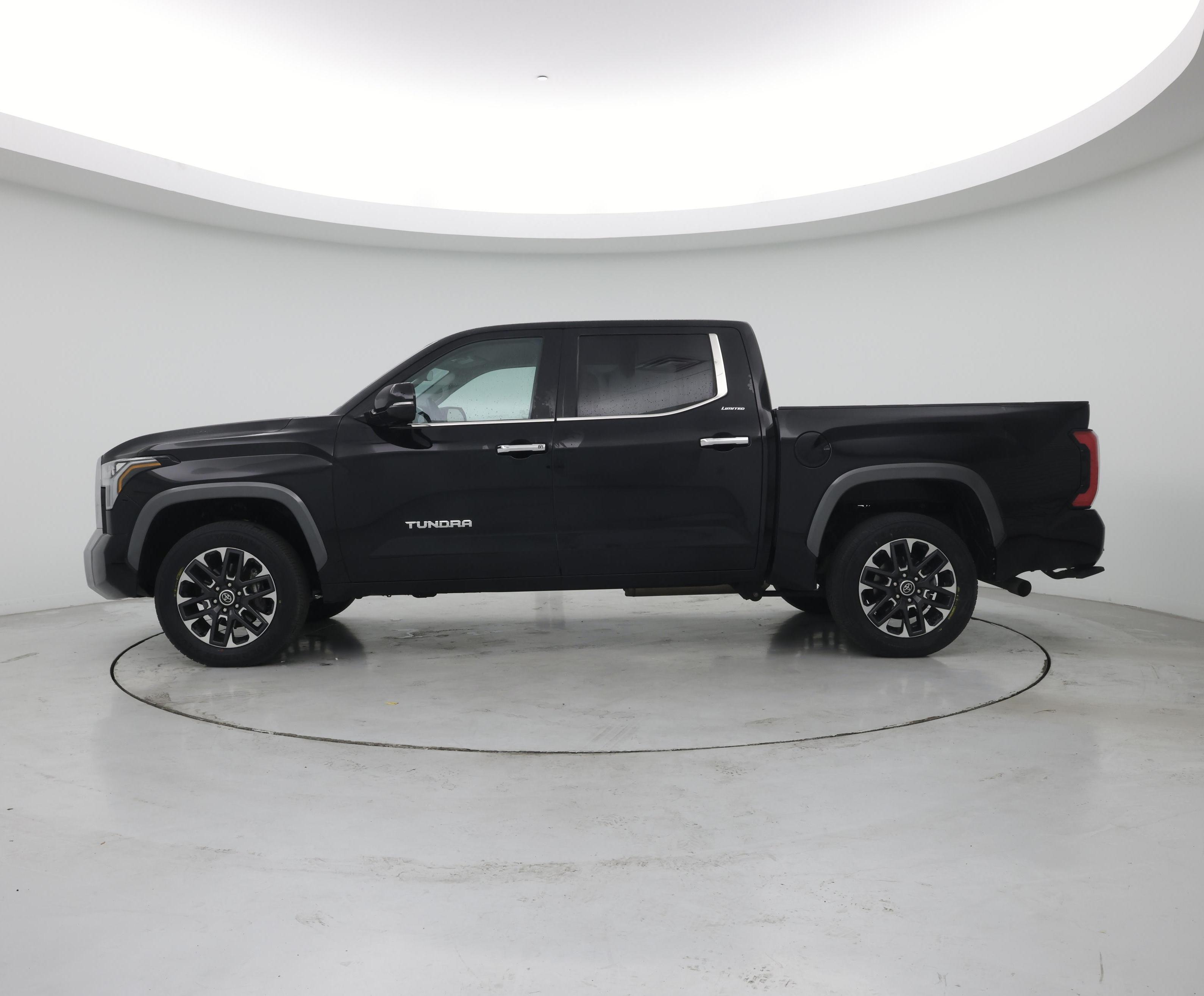 Thumbnail: 2023 Toyota Tundra - 3