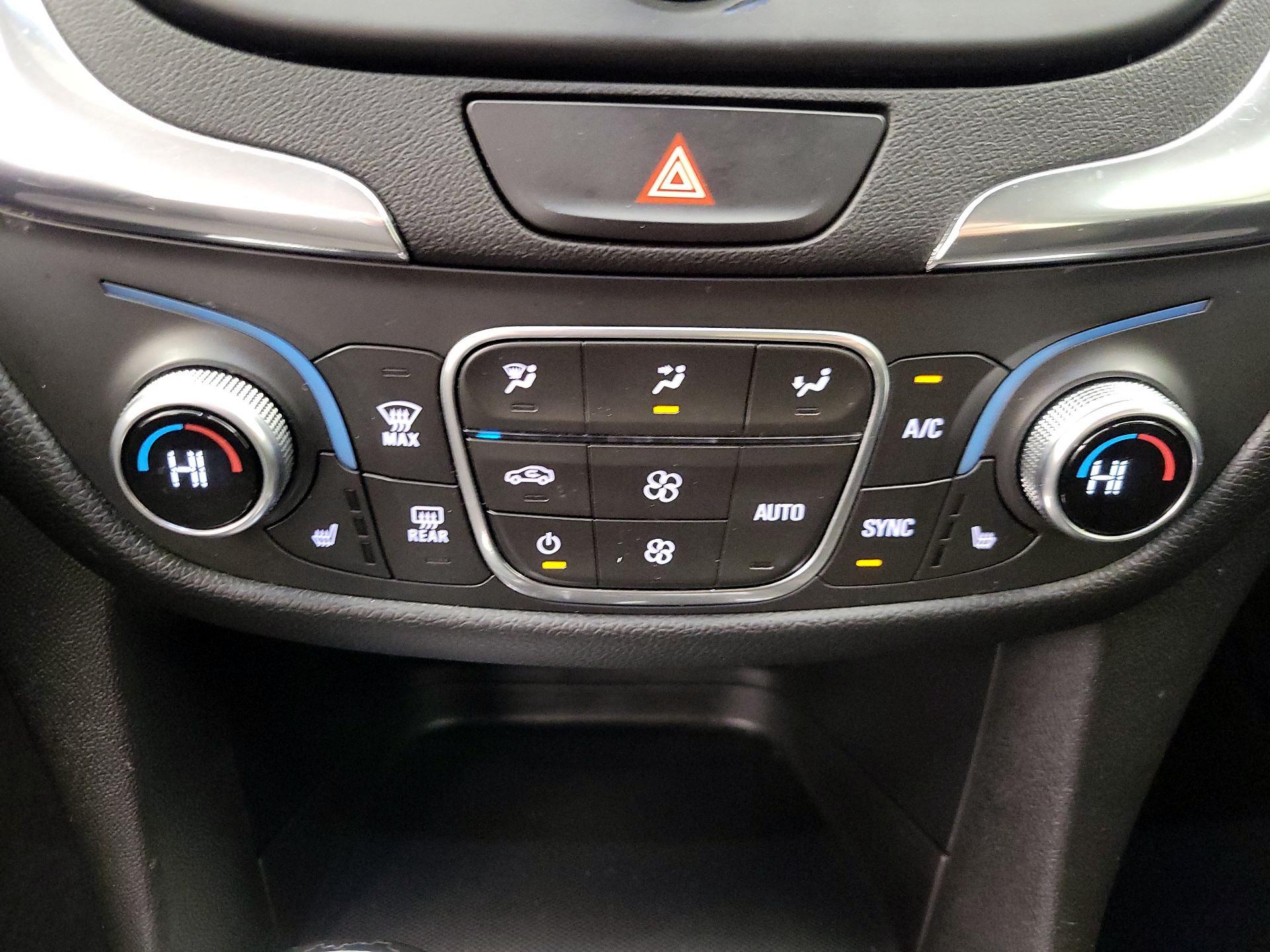 Thumbnail: 2019 Chevrolet Equinox - 16