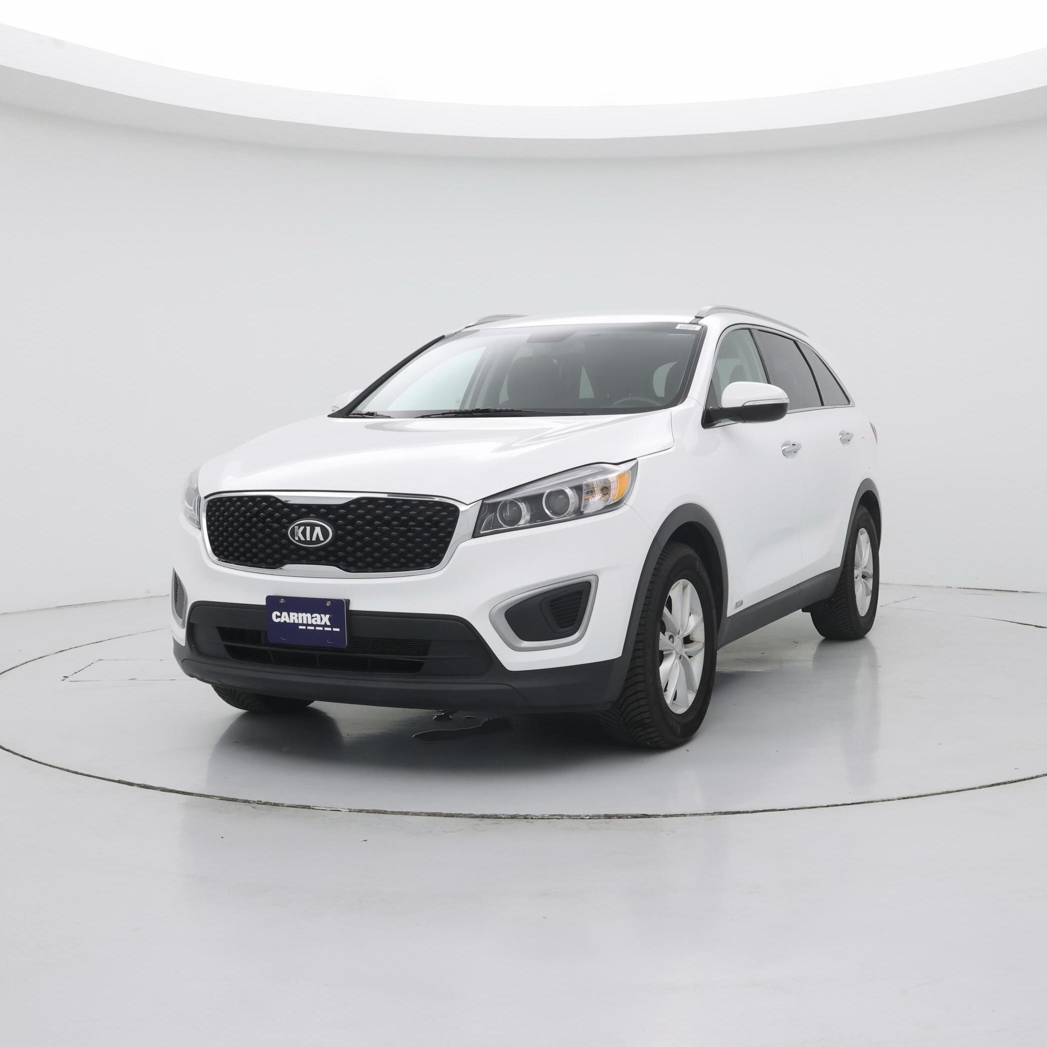 Thumbnail: 2017 Kia Sorento - 4