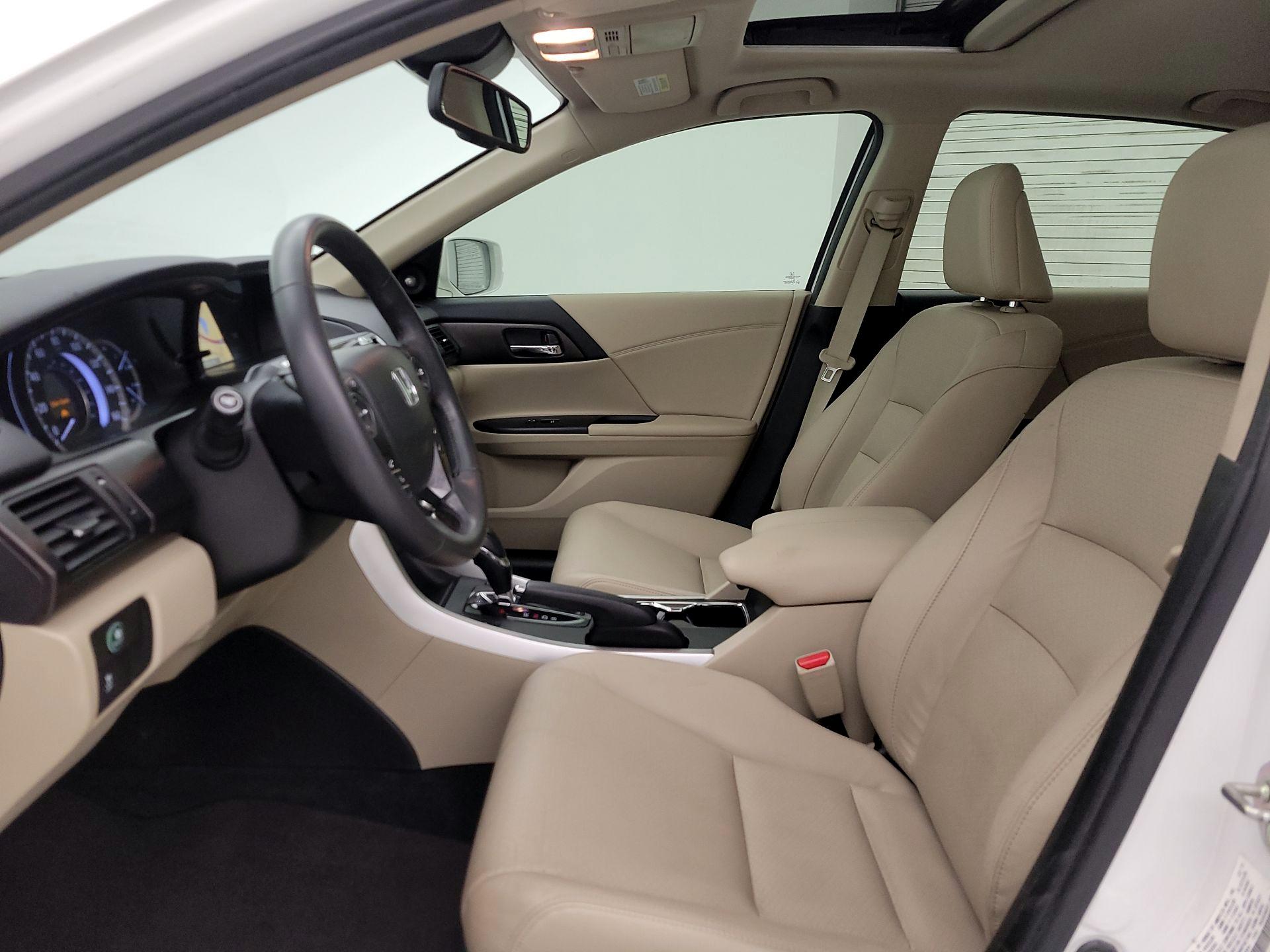 Thumbnail: 2015 Honda Accord - 11