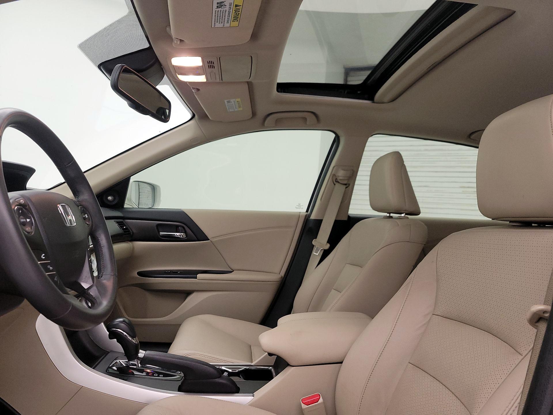 Thumbnail: 2015 Honda Accord - 20