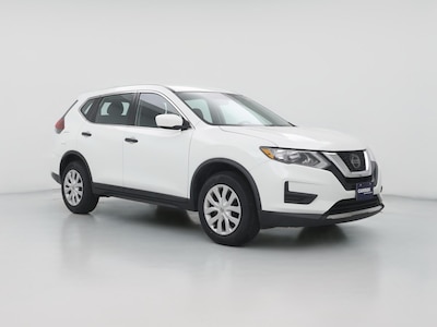 White 2018 Nissan Rogue SV