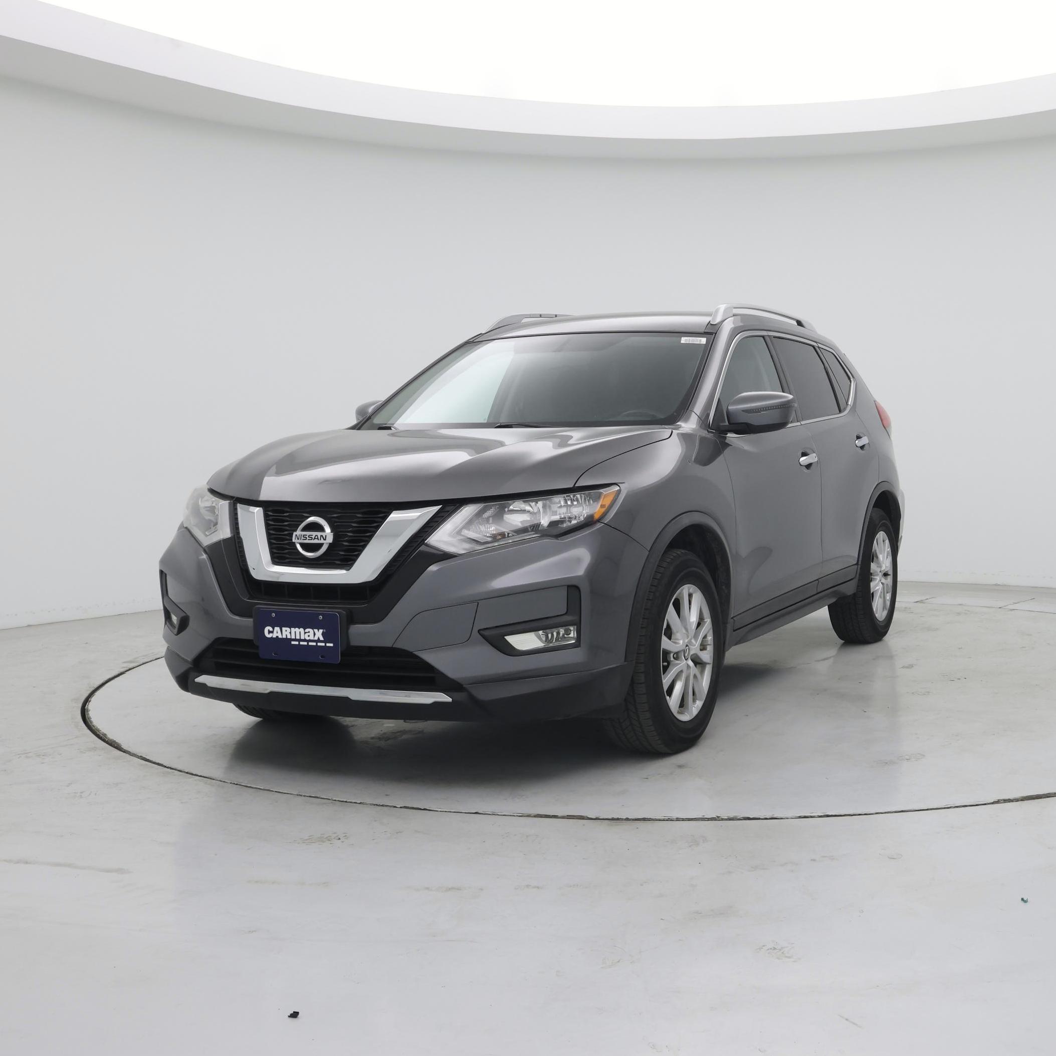 Thumbnail: 2017 Nissan Rogue - 4