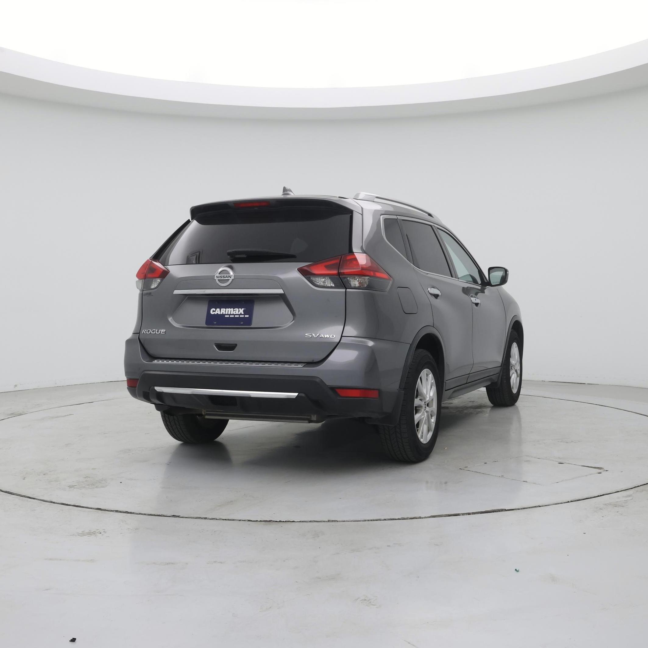 Thumbnail: 2017 Nissan Rogue - 8