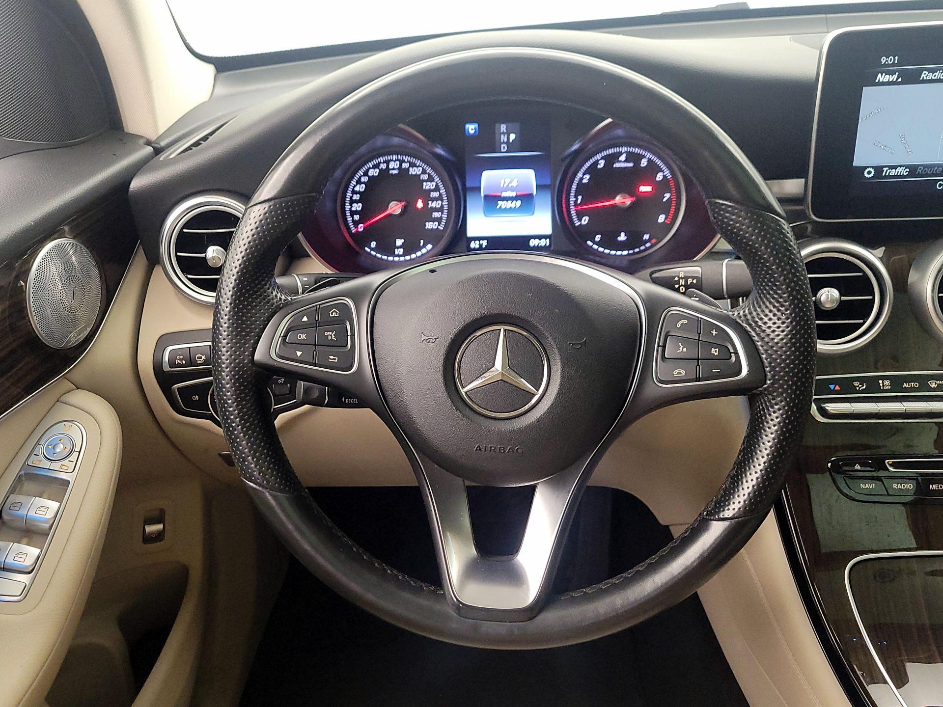 Thumbnail: 2018 Mercedes-Benz GLC - 10