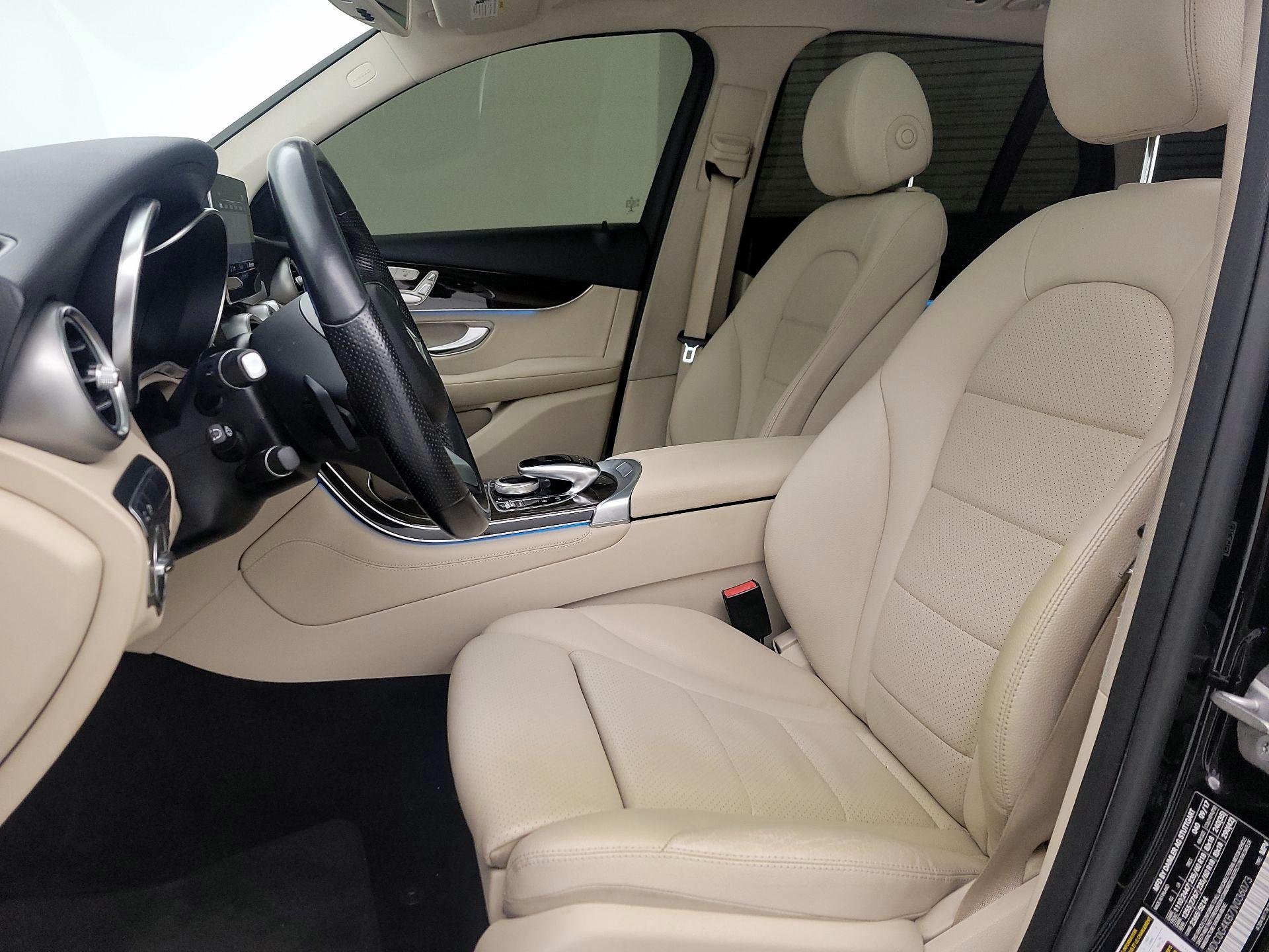 Thumbnail: 2018 Mercedes-Benz GLC - 11