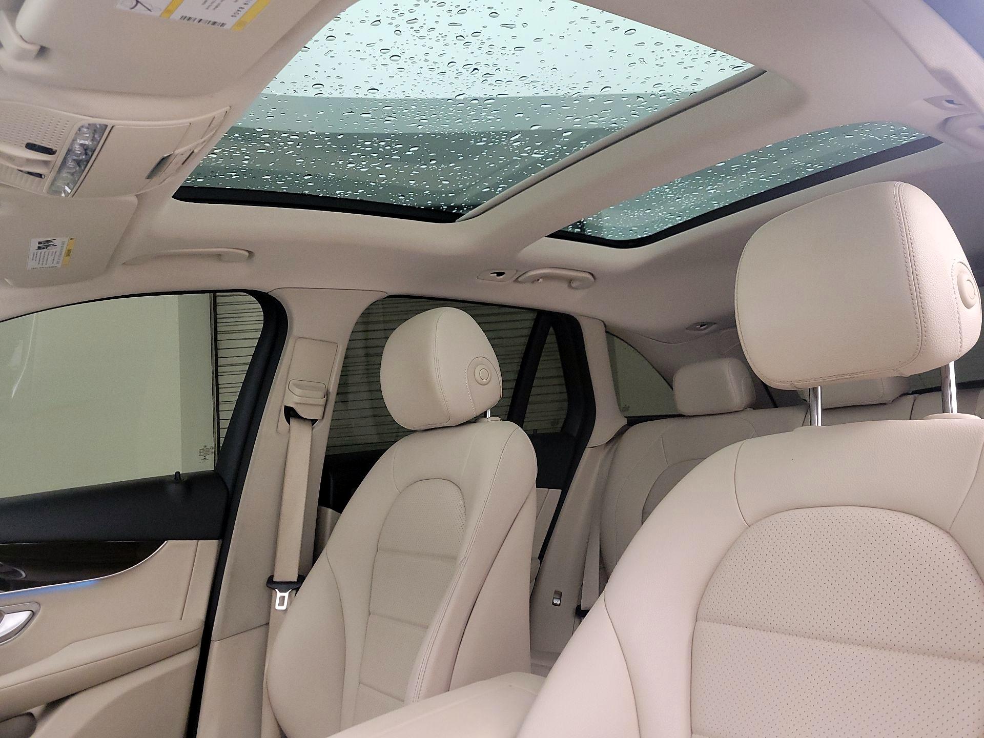 Thumbnail: 2018 Mercedes-Benz GLC - 20