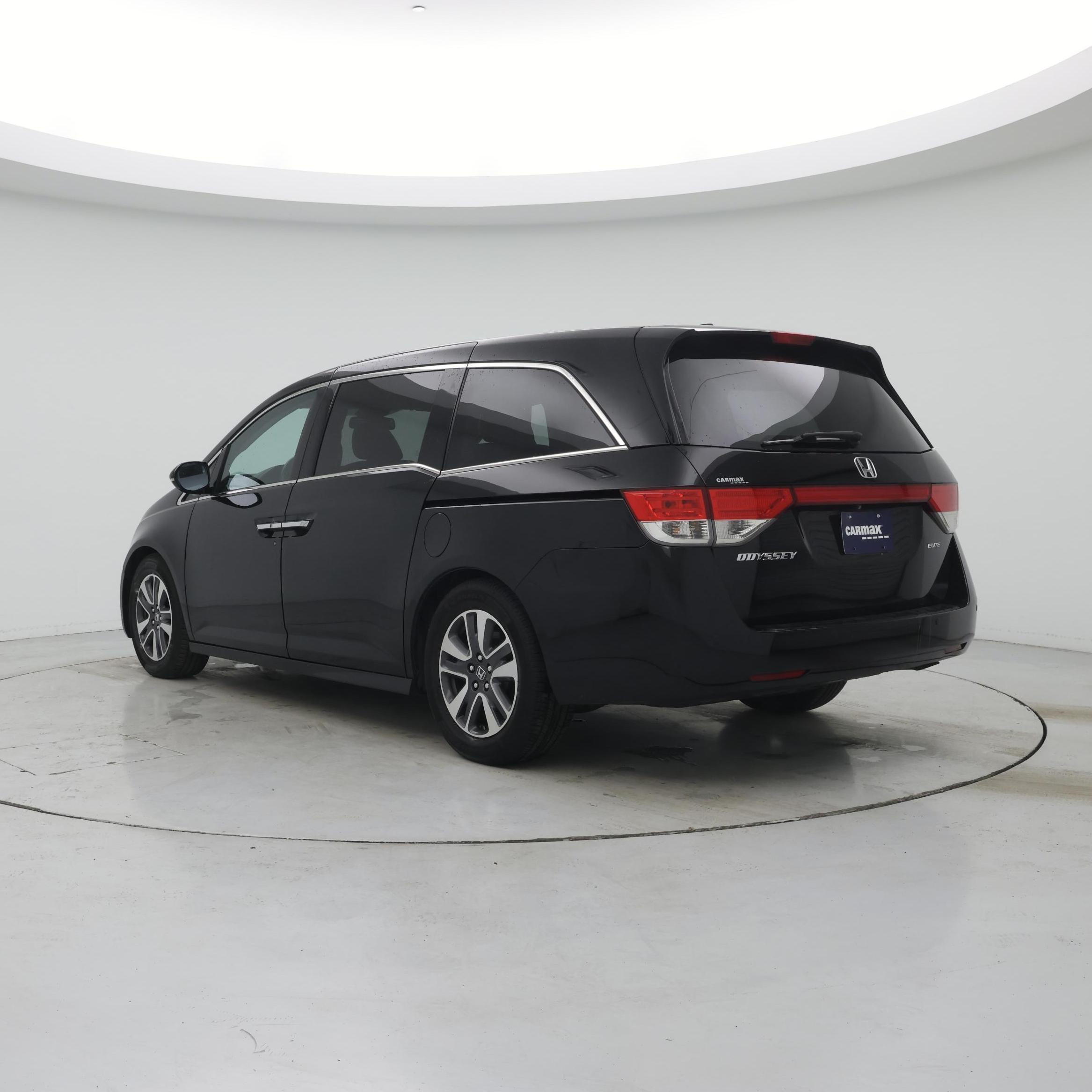 Thumbnail: 2015 Honda Odyssey - 2