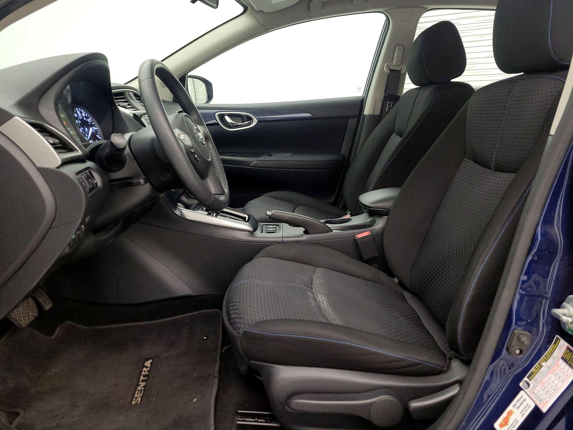 Thumbnail: 2018 Nissan Sentra - 11