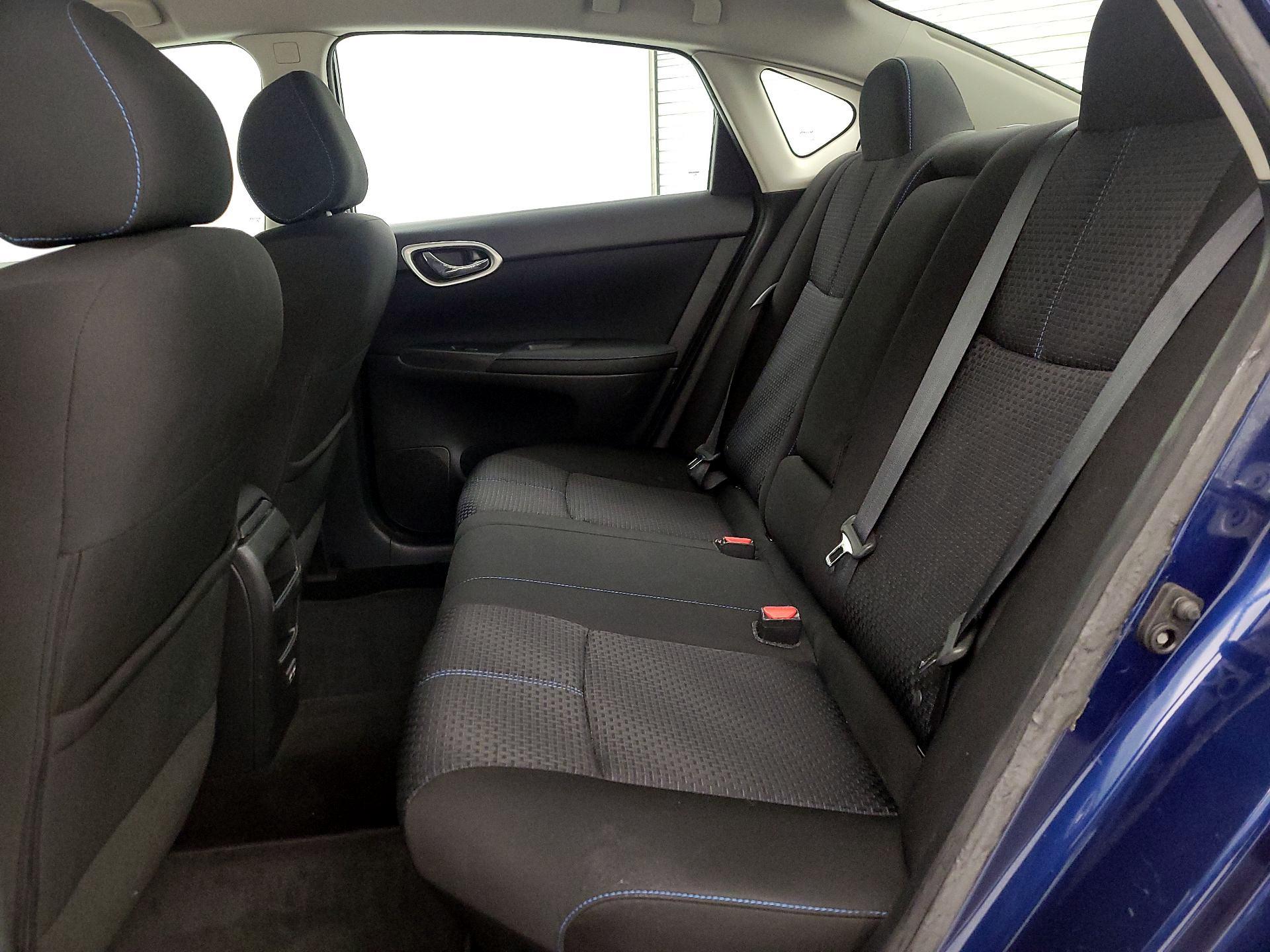 Thumbnail: 2018 Nissan Sentra - 19