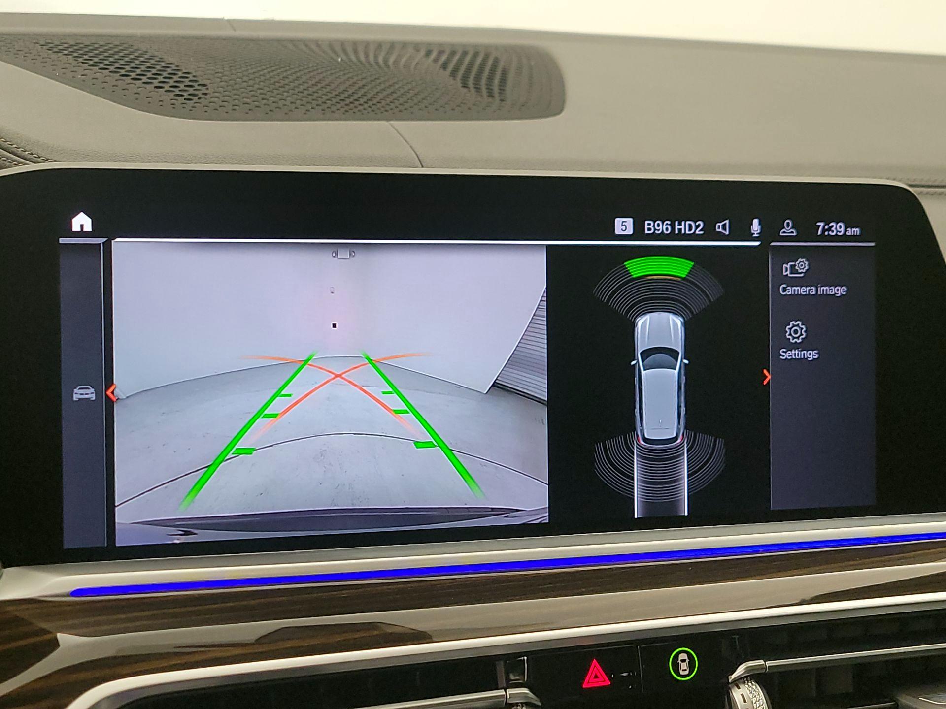 Thumbnail: 2021 BMW X5 - 15