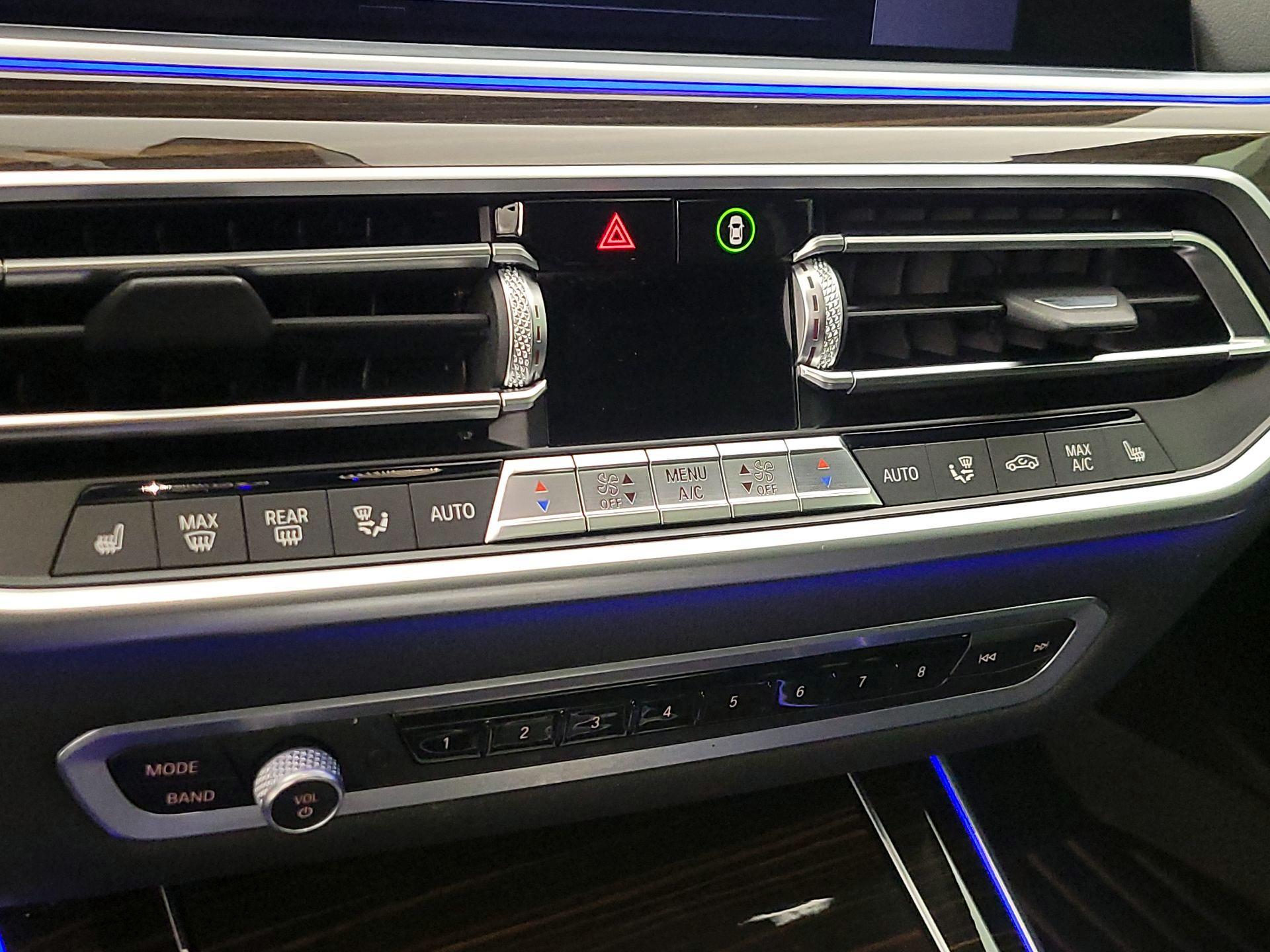 Thumbnail: 2021 BMW X5 - 17