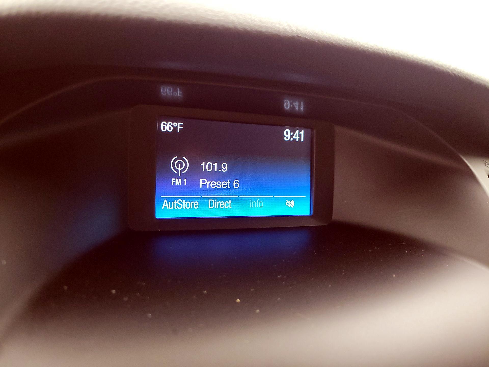 Thumbnail: 2018 Ford Focus - 15