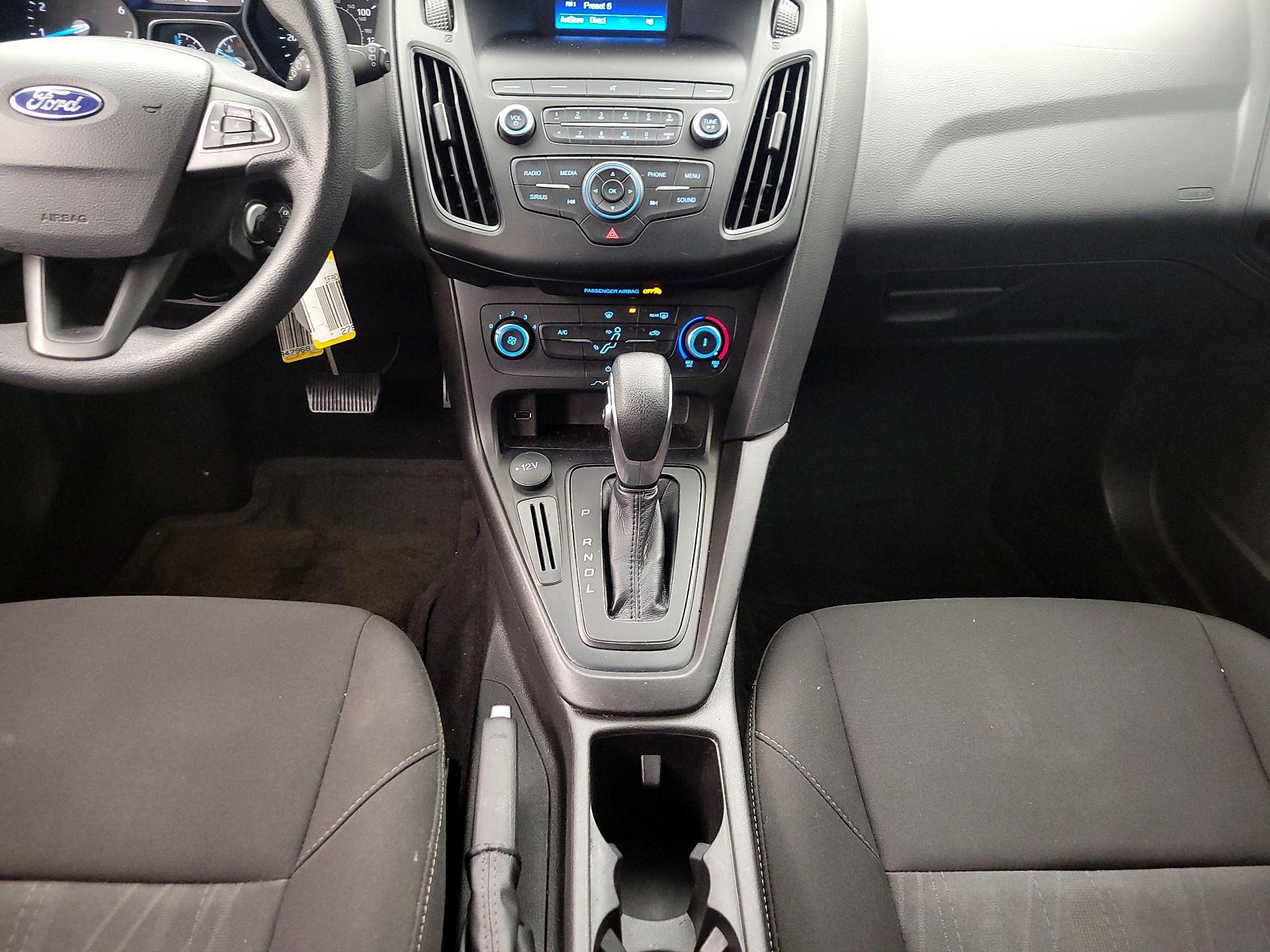 Thumbnail: 2018 Ford Focus - 17