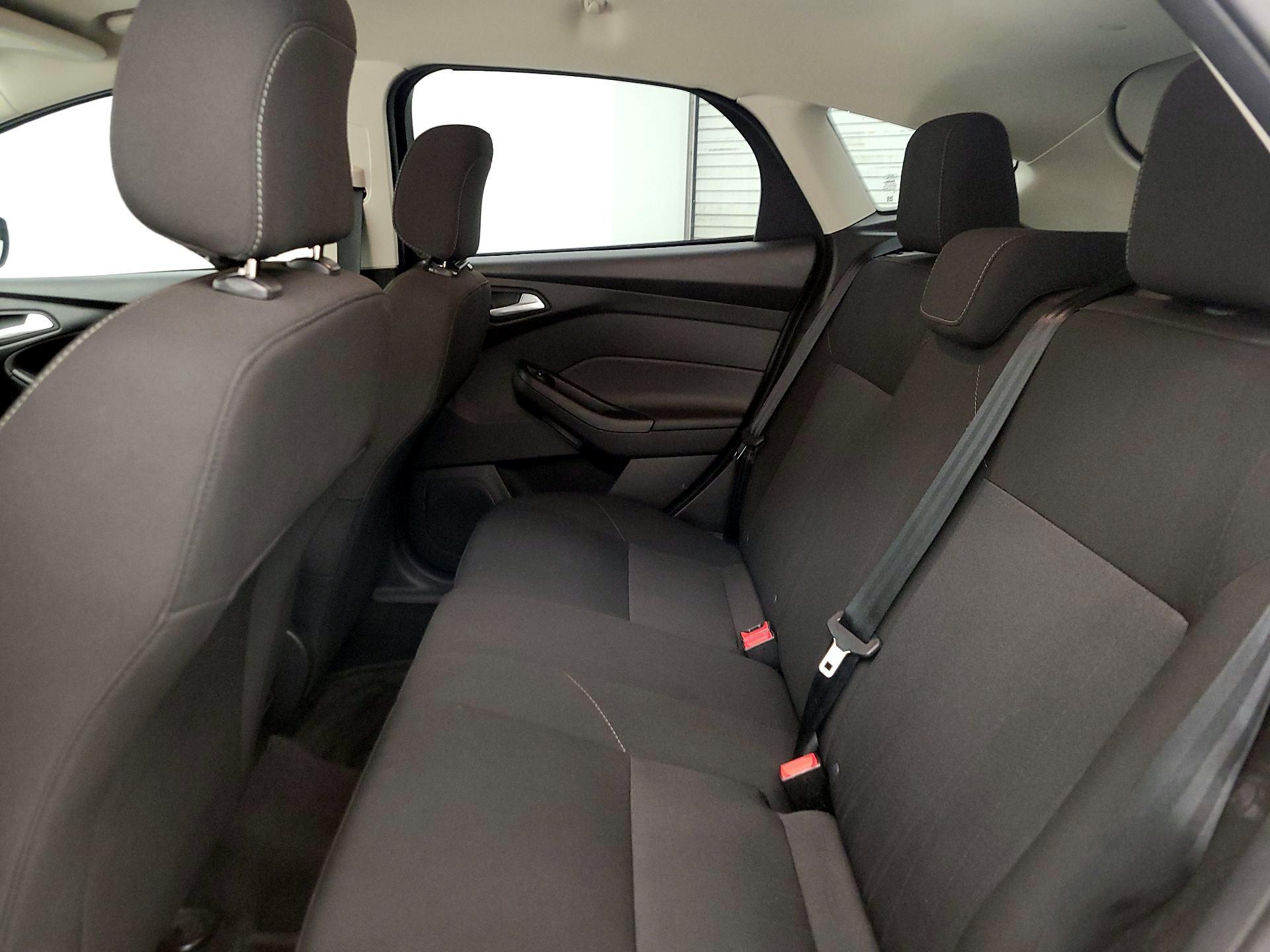 Thumbnail: 2018 Ford Focus - 19