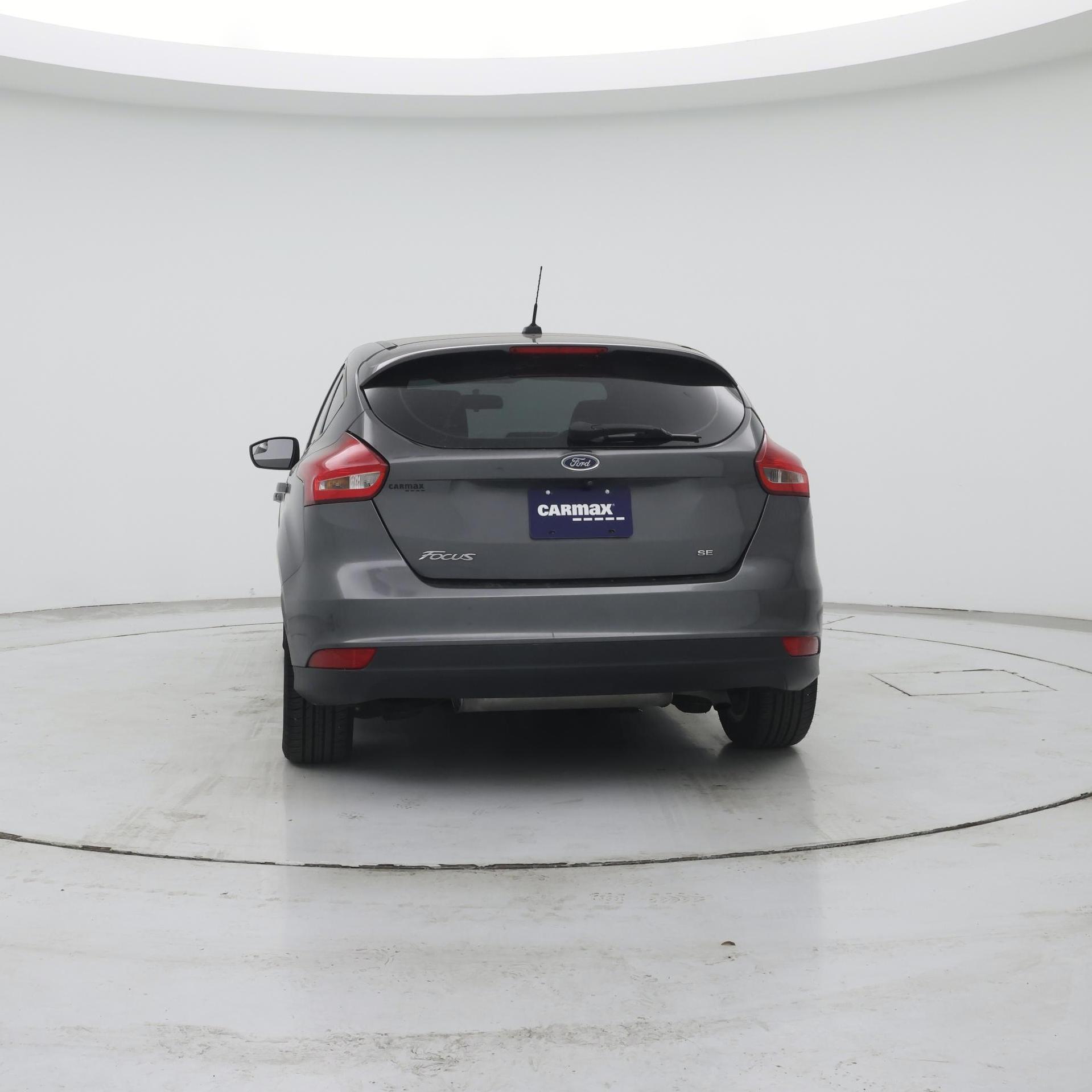 Thumbnail: 2018 Ford Focus - 6