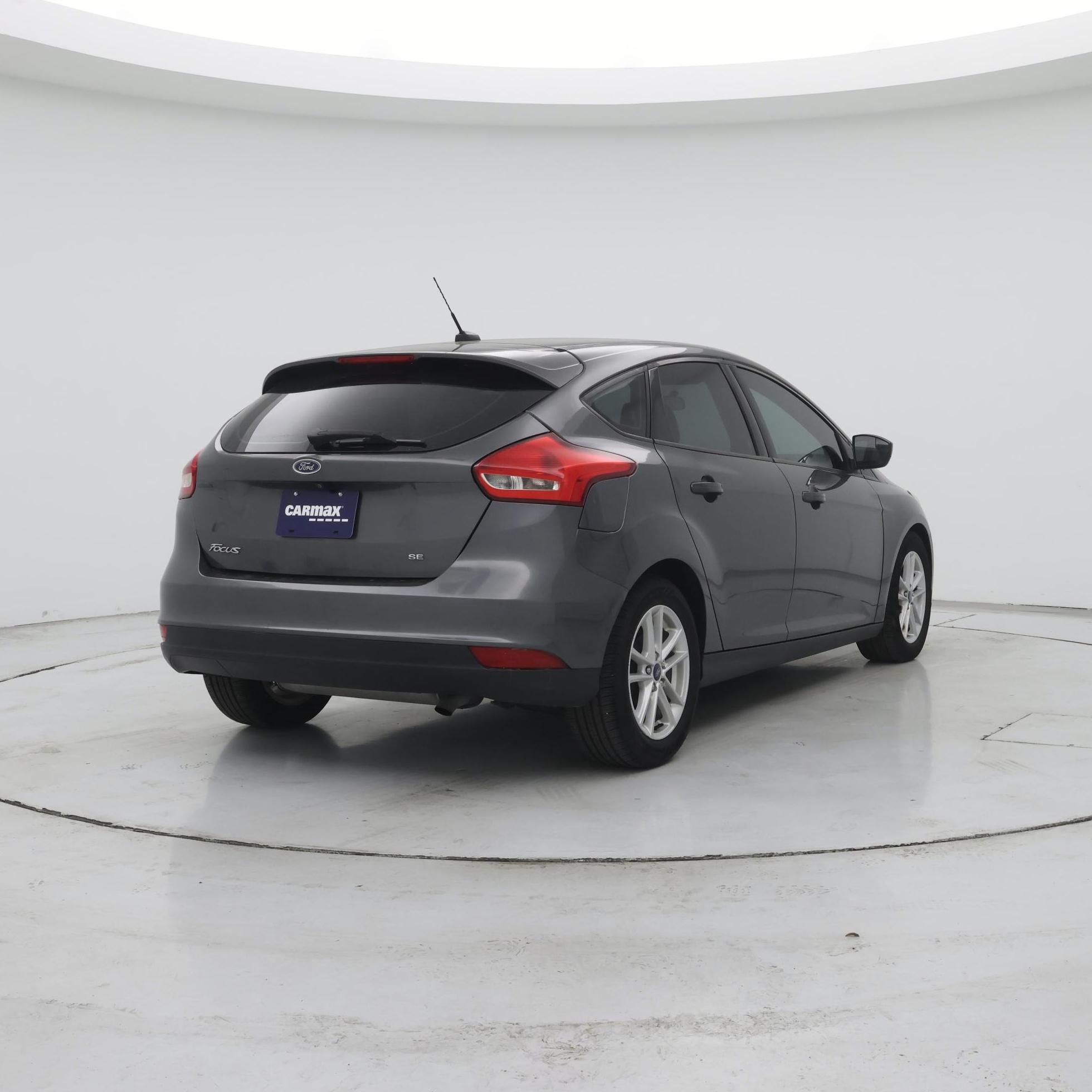 Thumbnail: 2018 Ford Focus - 8