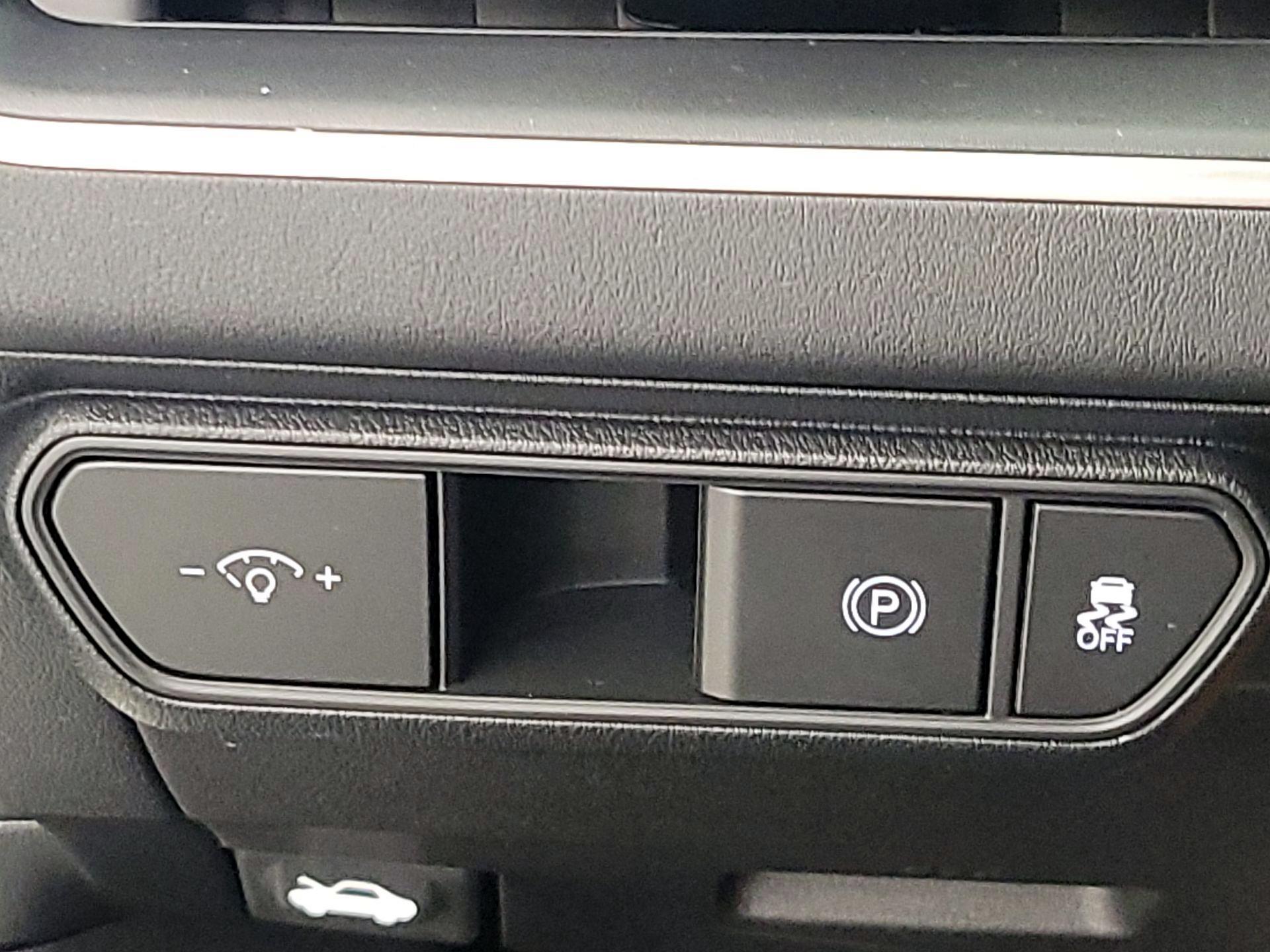 Thumbnail: 2025 Kia K4 - 13