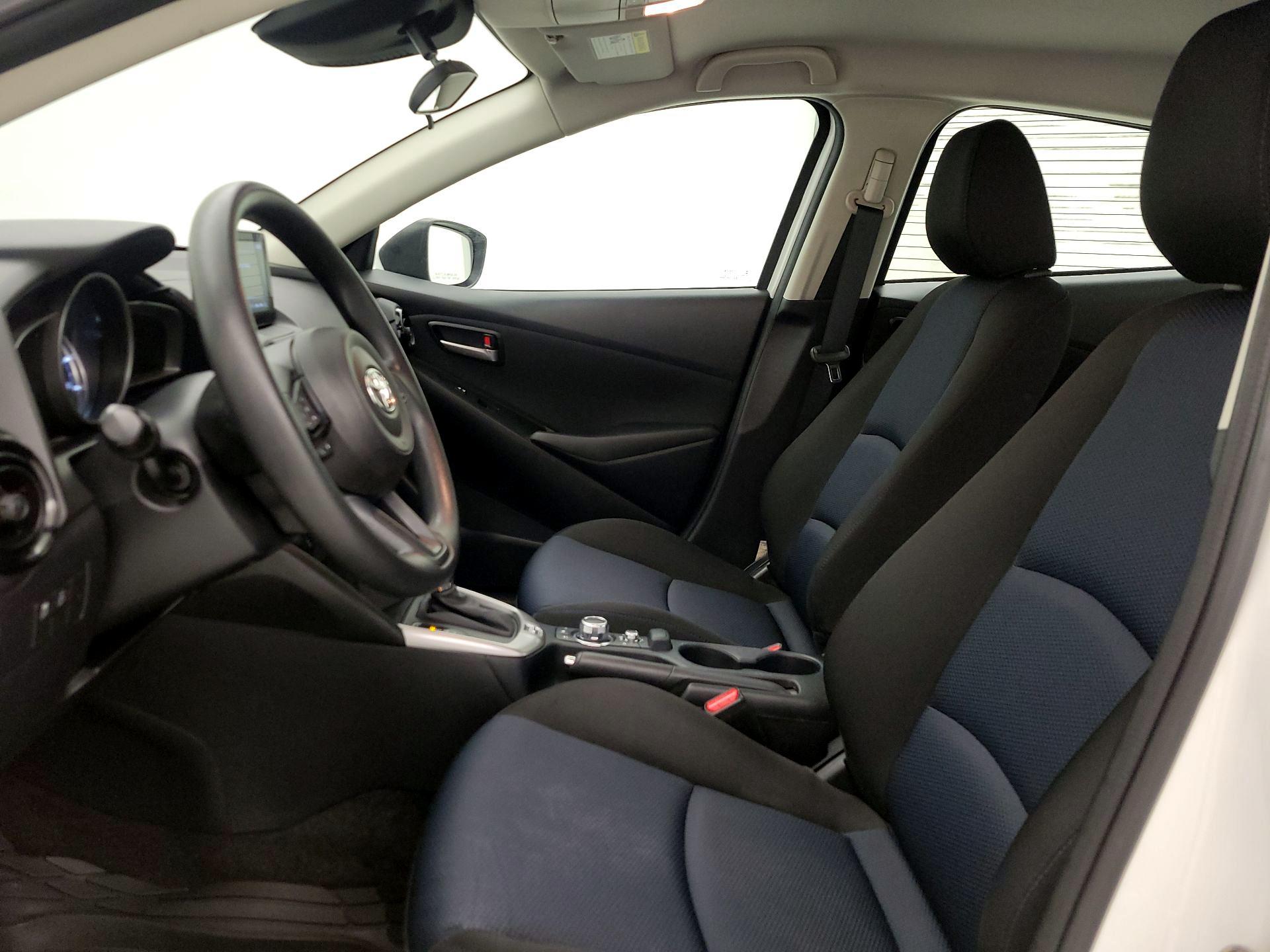 Thumbnail: 2020 Toyota Yaris - 11