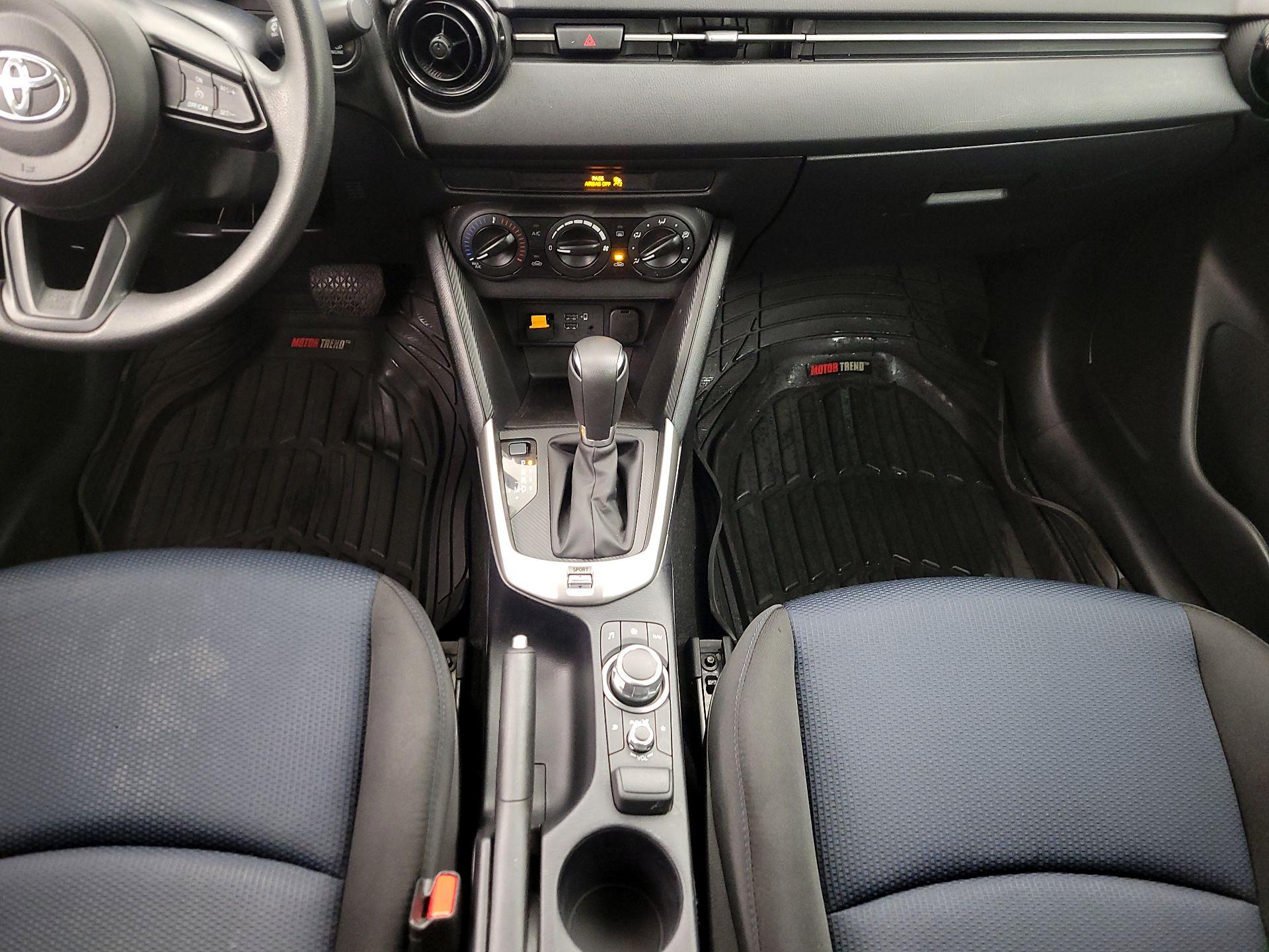 Thumbnail: 2020 Toyota Yaris - 17