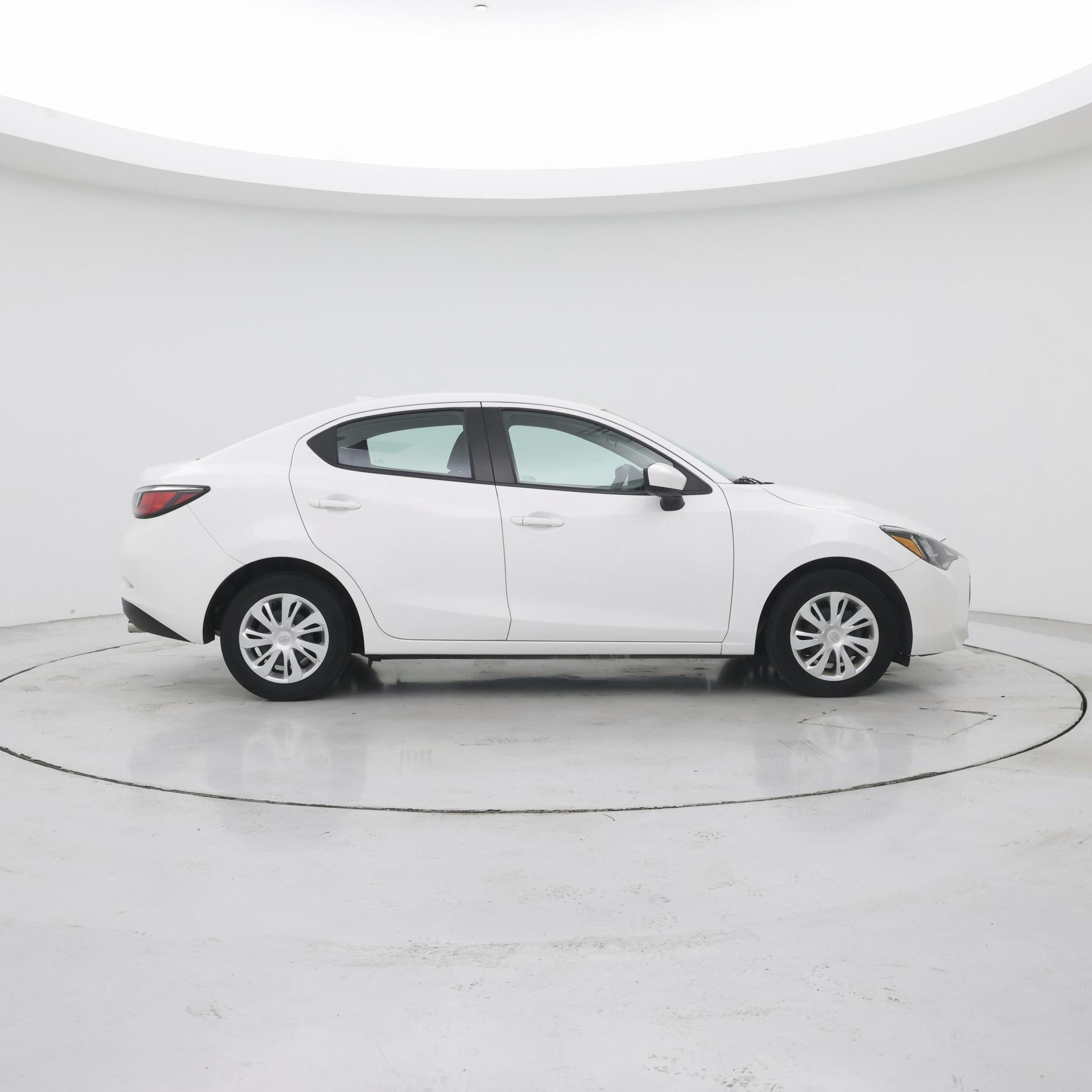 Thumbnail: 2020 Toyota Yaris - 7