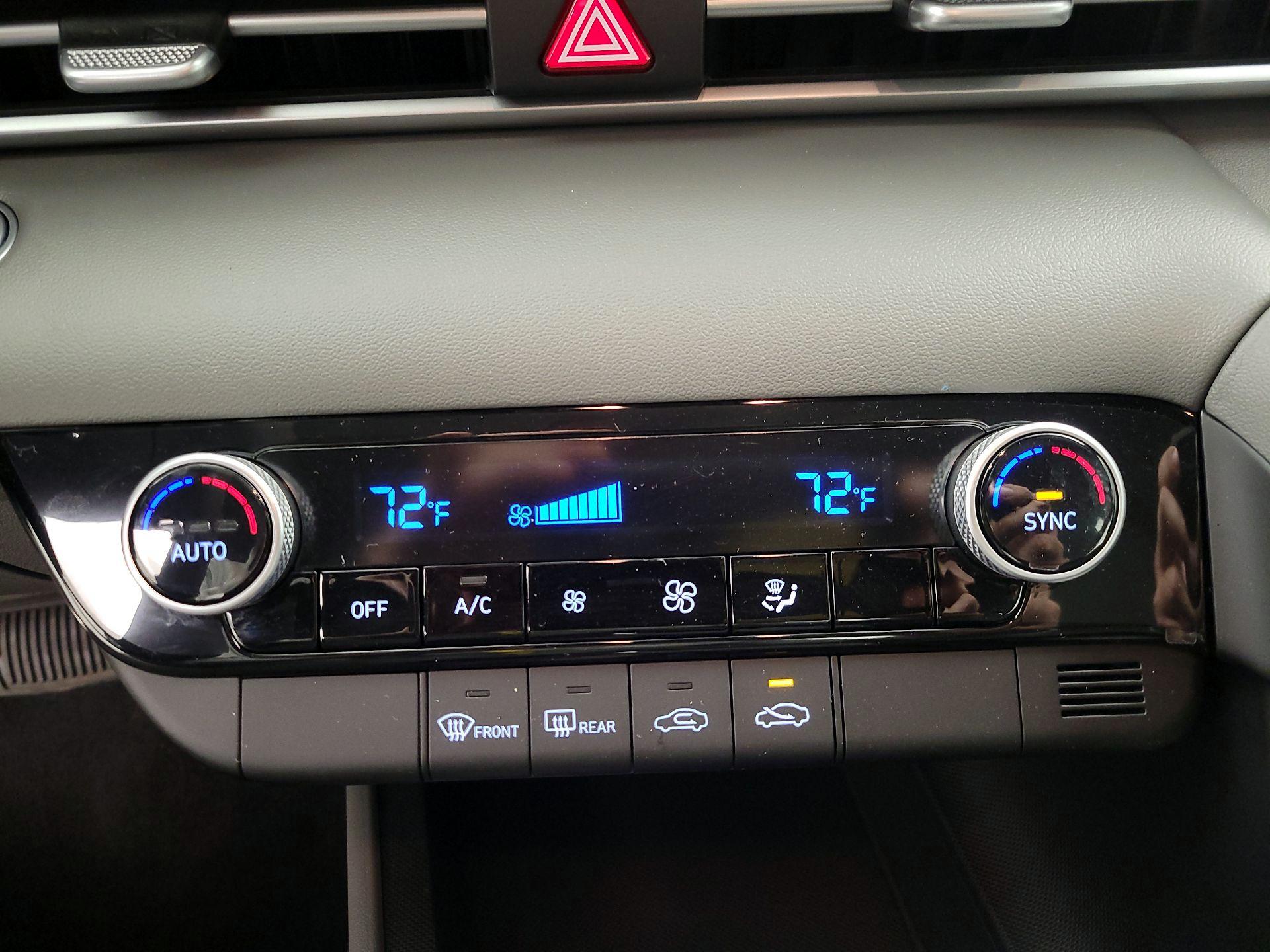 Thumbnail: 2021 Hyundai Elantra - 16