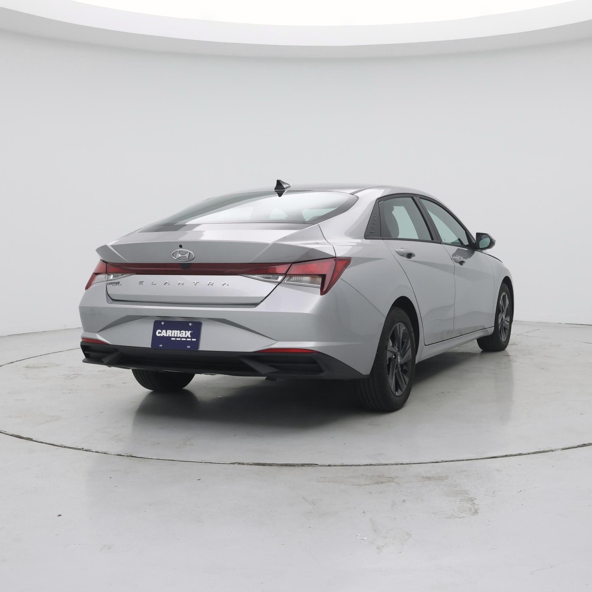 Thumbnail: 2021 Hyundai Elantra - 8