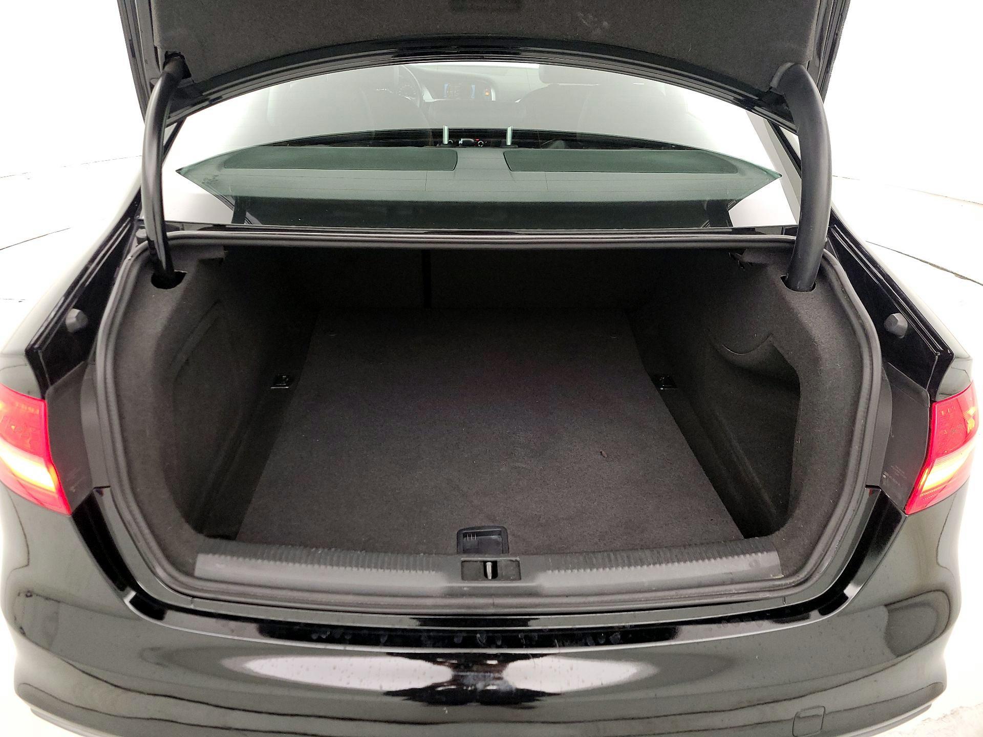 Thumbnail: 2016 Audi A4 - 19