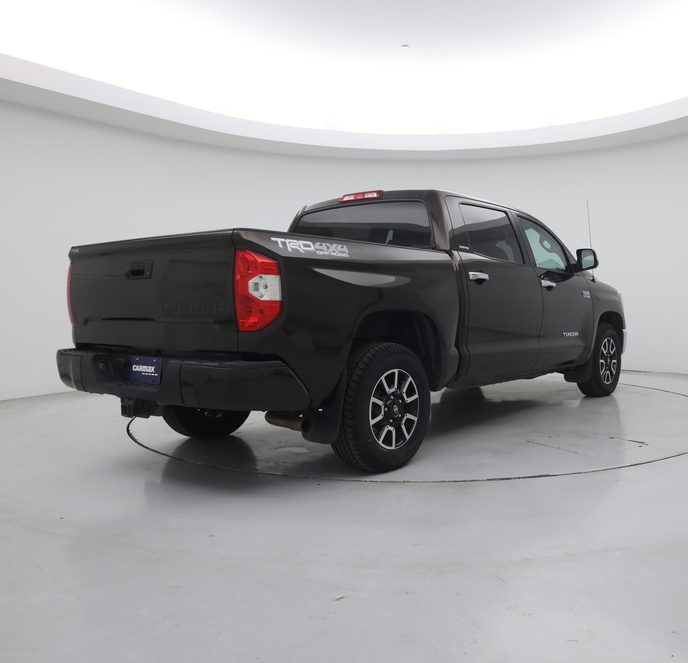 Thumbnail: 2018 Toyota Tundra - 8