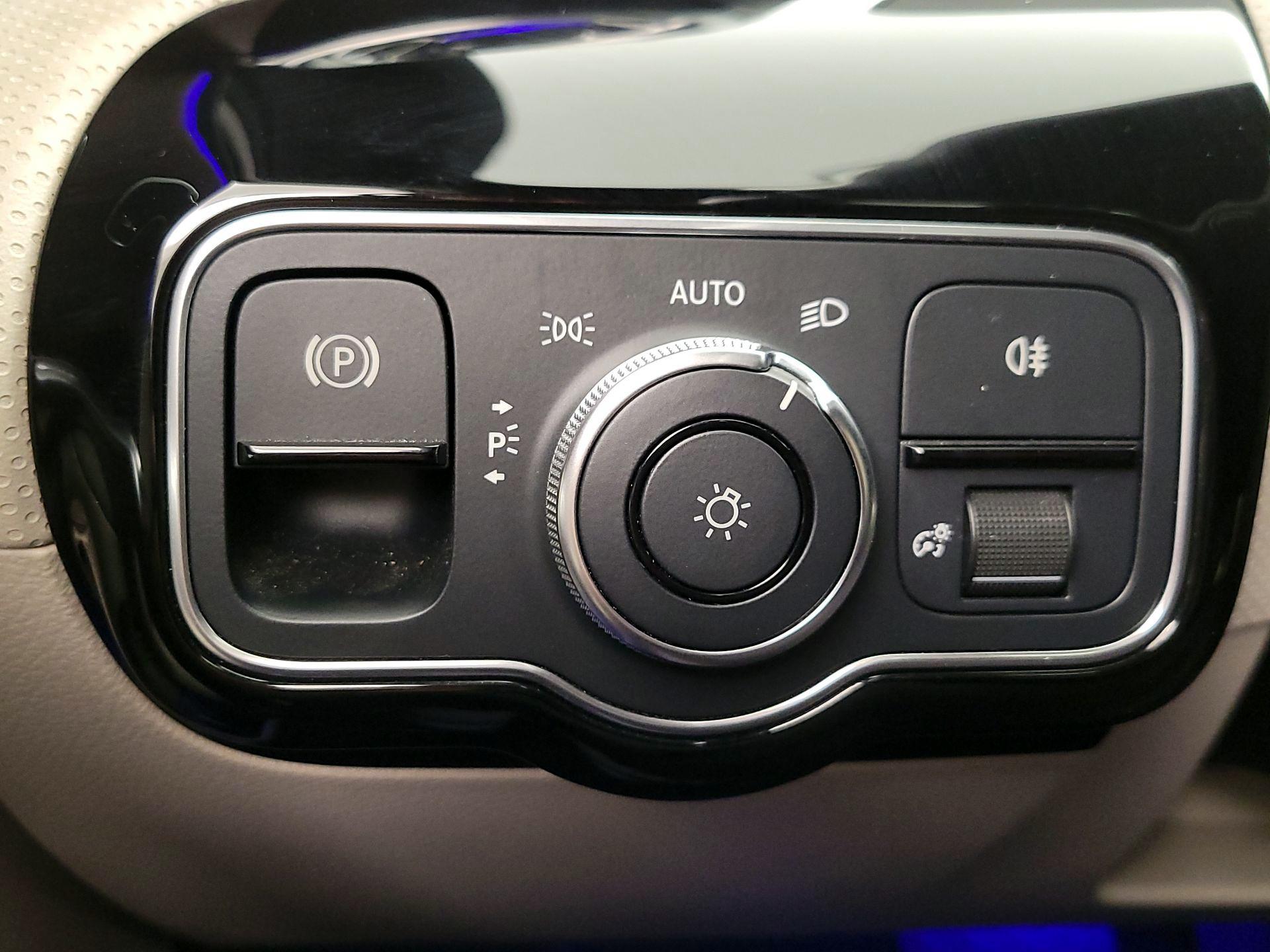 Thumbnail: 2022 Mercedes-Benz A-Class - 13