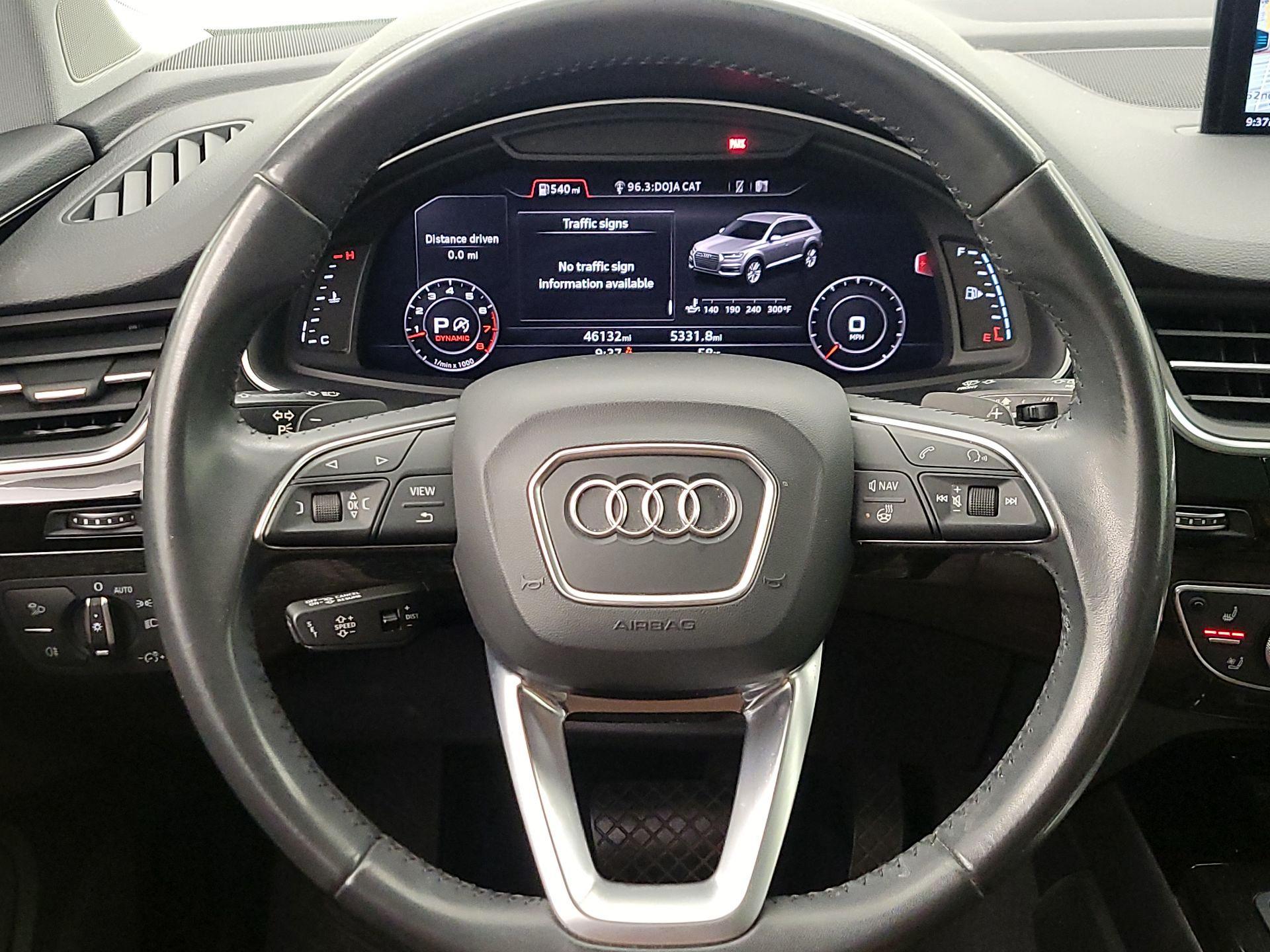 Thumbnail: 2019 Audi Q7 - 10